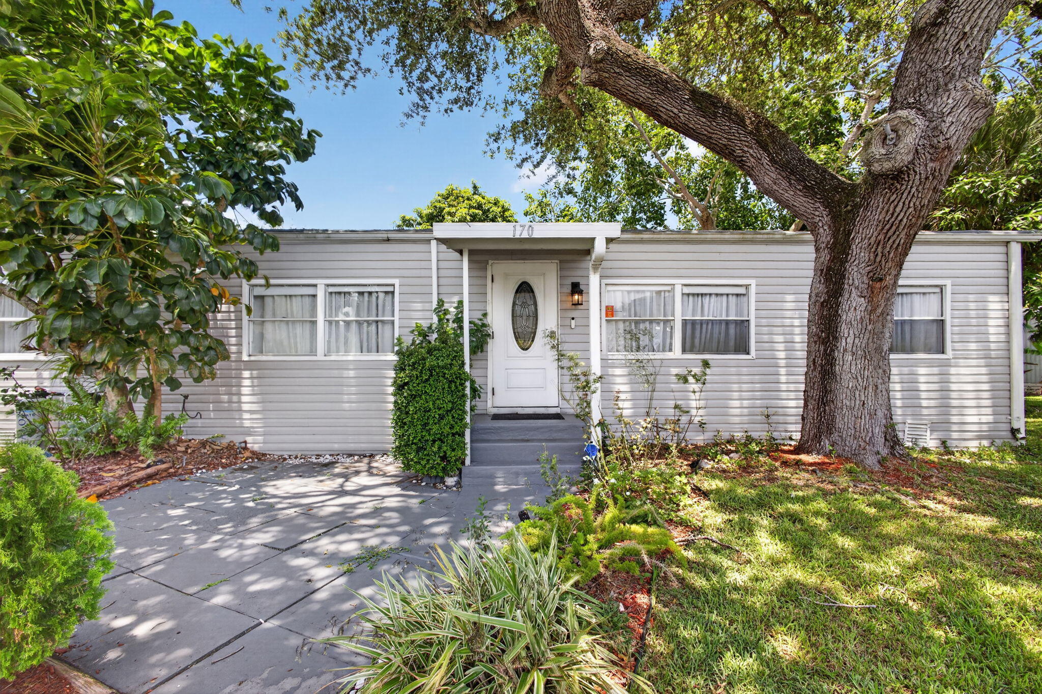 THE MEADOWS - Residential