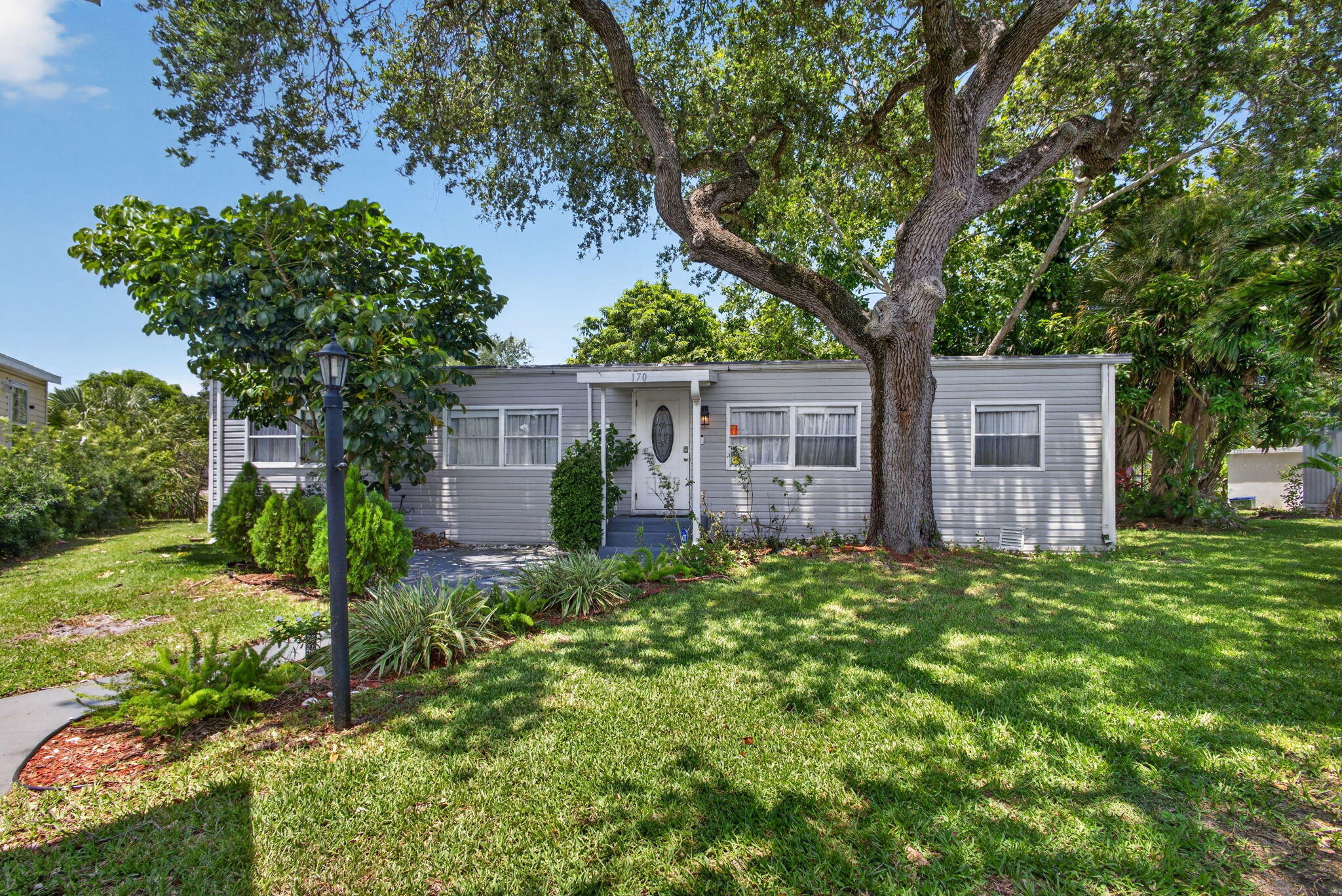 THE MEADOWS - Residential