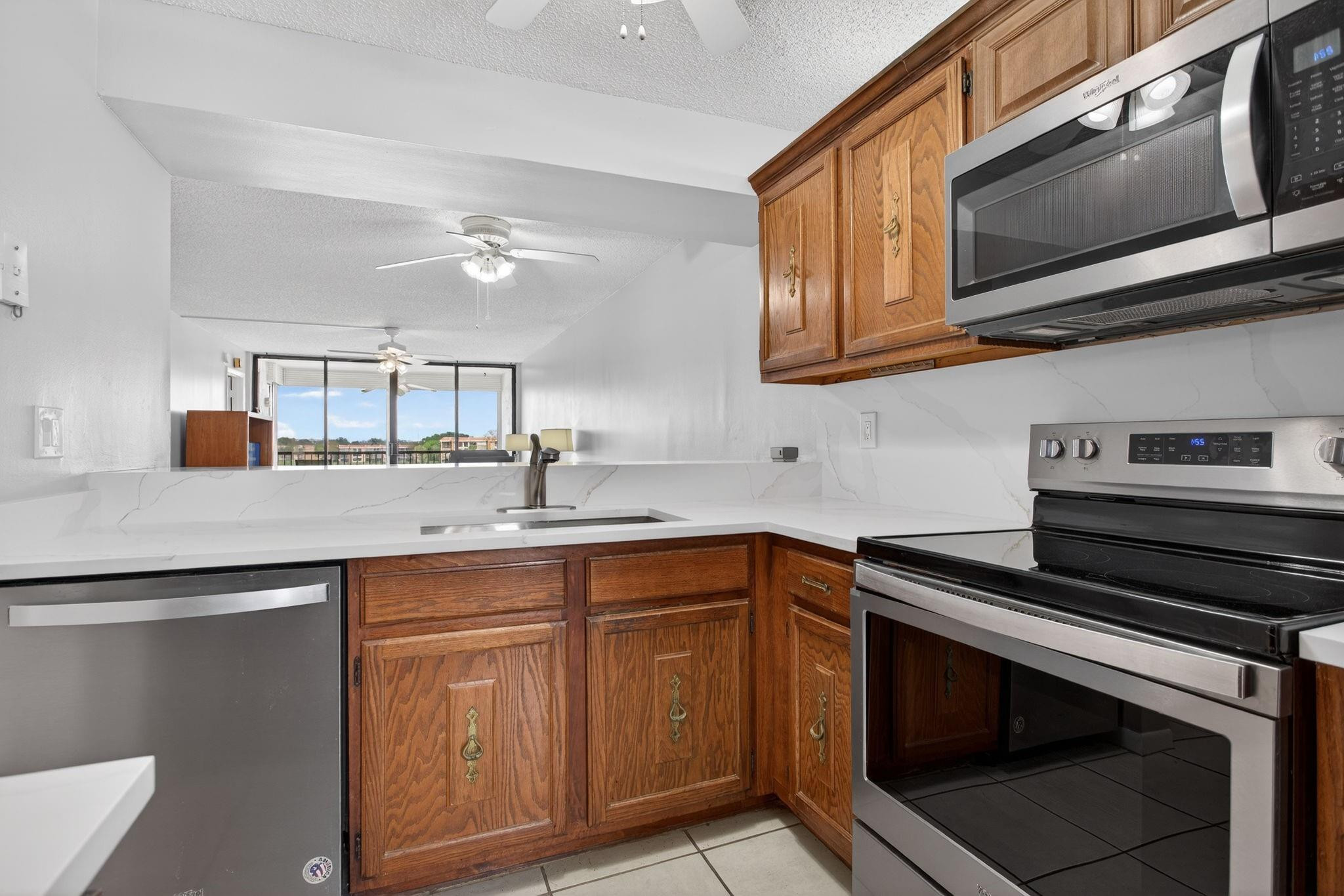 CORAL GATE COMMUNITY - Residential