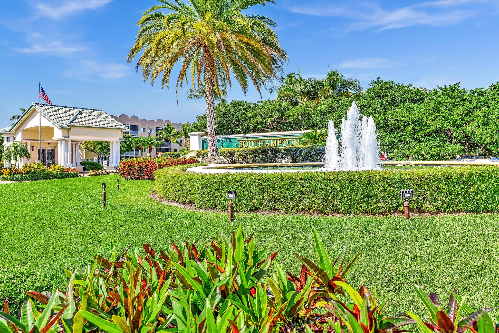 SOUTHAMPTON CONDOMINIUM - Residential