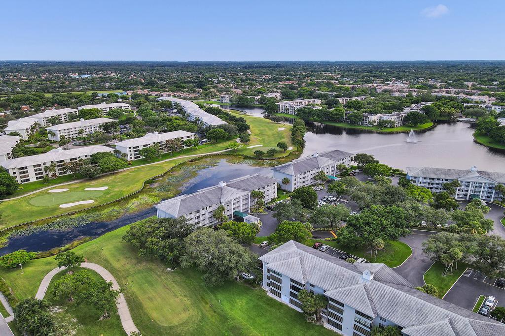 CONDO 9 OF WHITEHALL CONDOS - Residential Lease