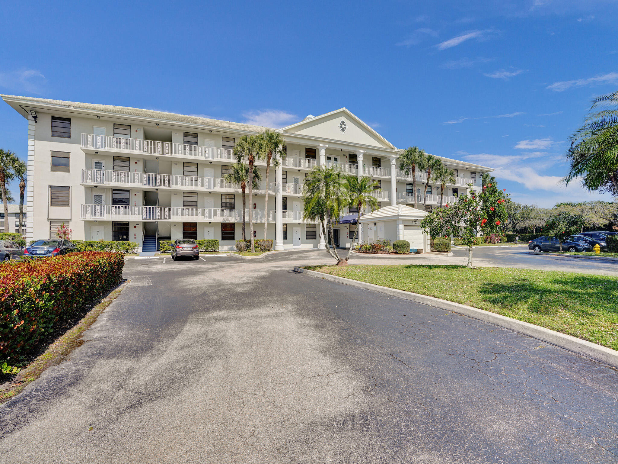 CONDO 9 OF WHITEHALL CONDOS - Residential Lease