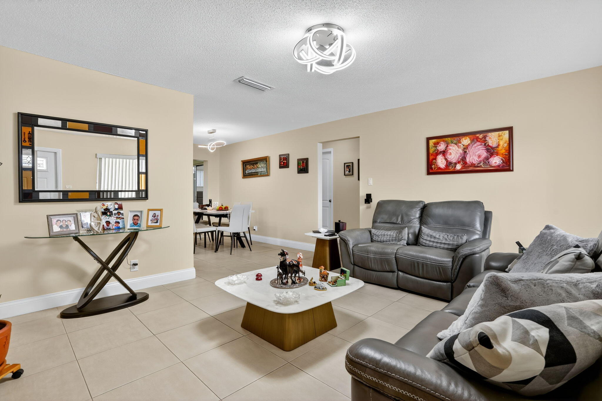 PARADISE GARDENS SEC 3 - Residential