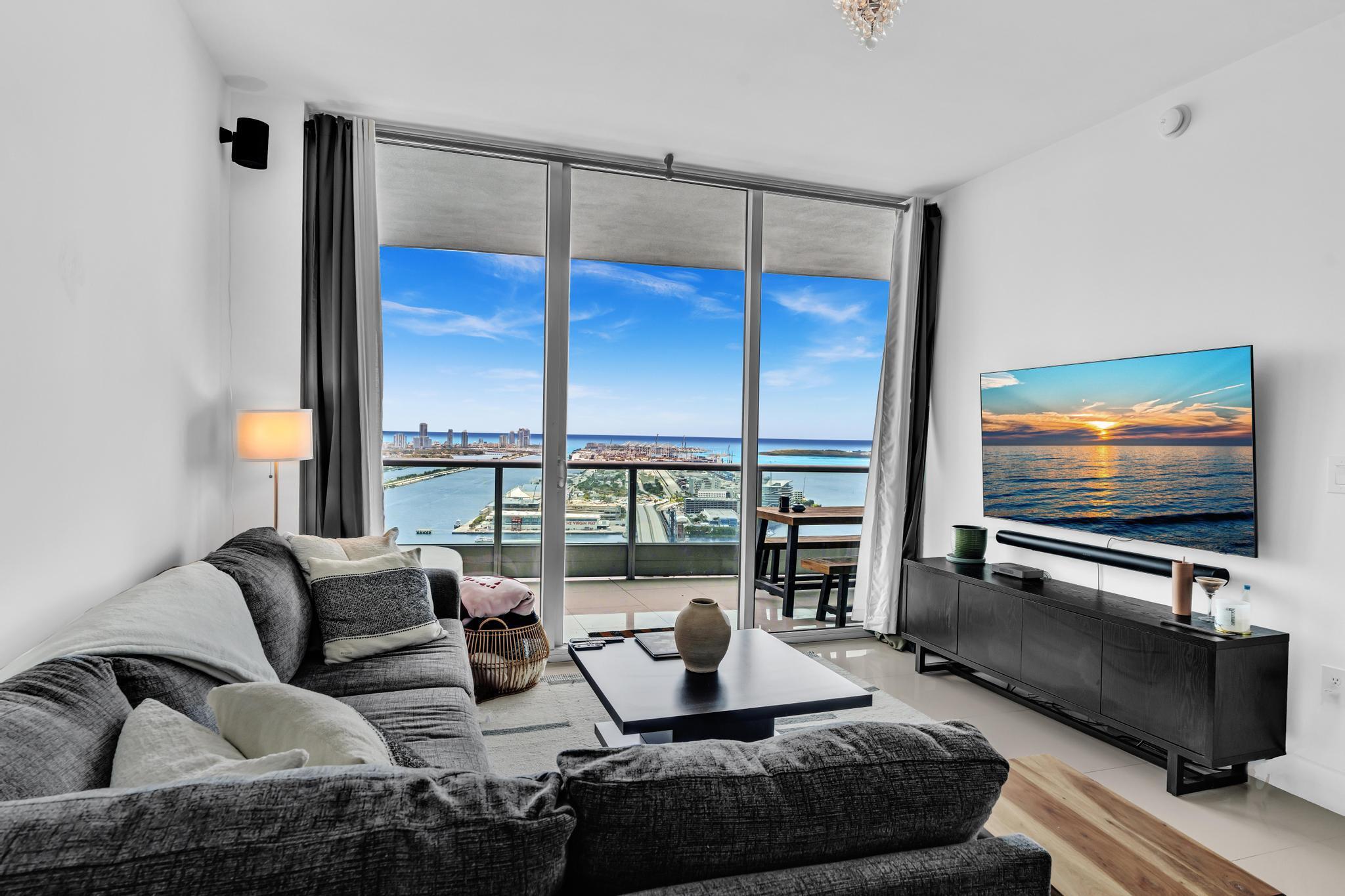 900 BISCAYNE BAY CONDO - Residential