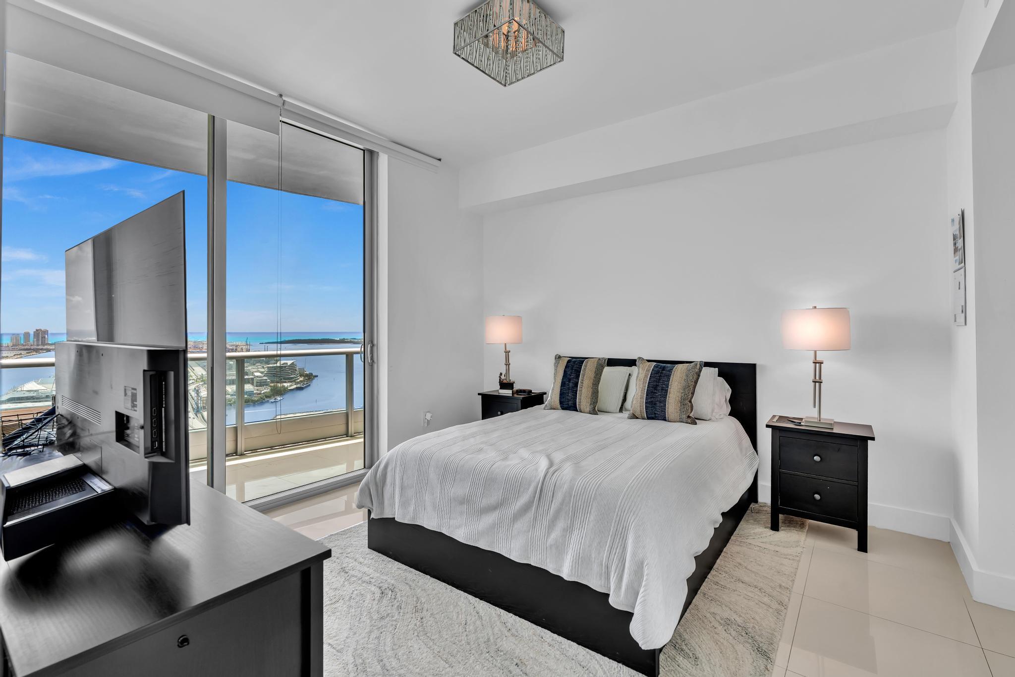 900 BISCAYNE BAY CONDO - Residential