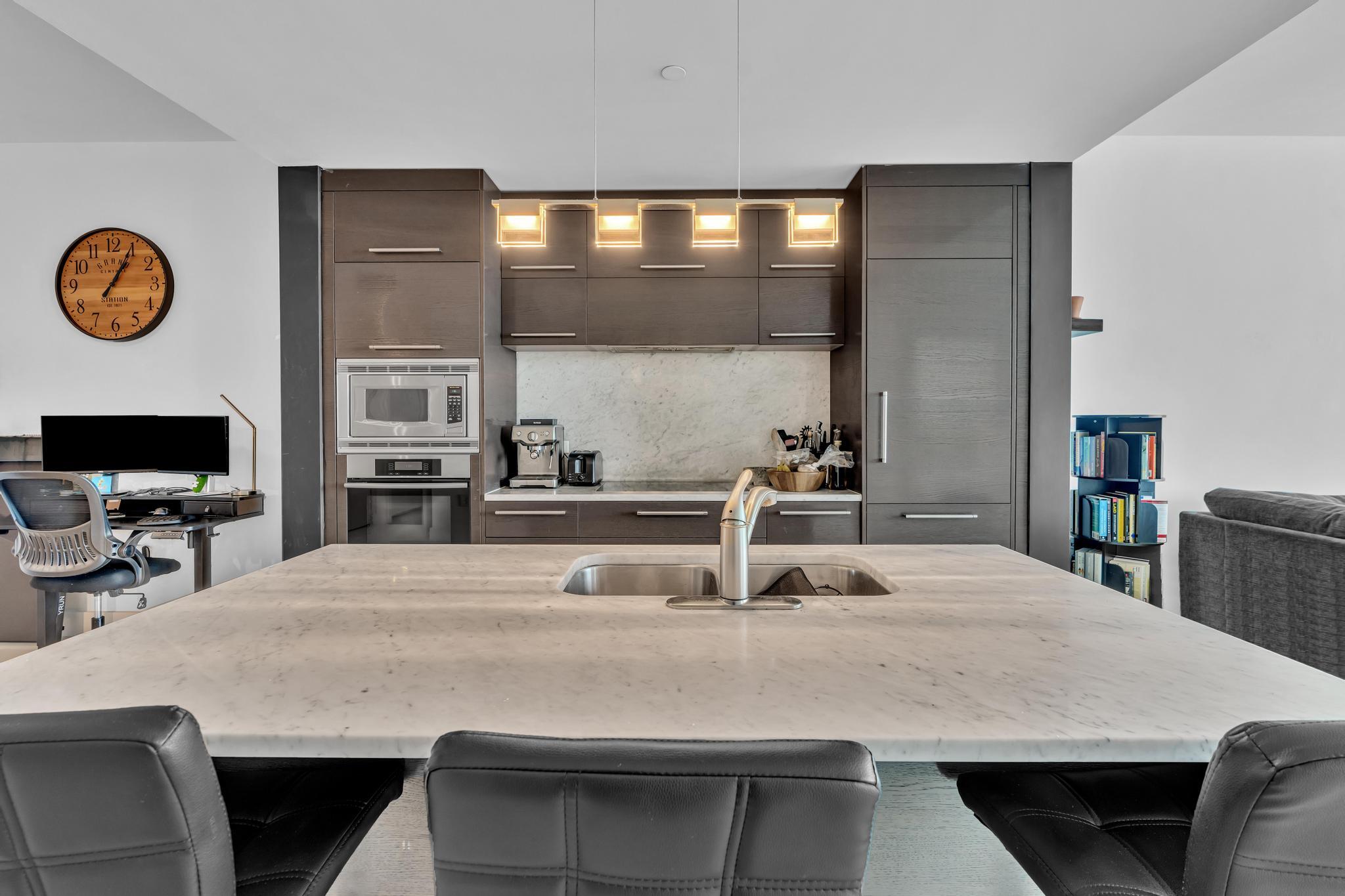 900 BISCAYNE BAY CONDO - Residential