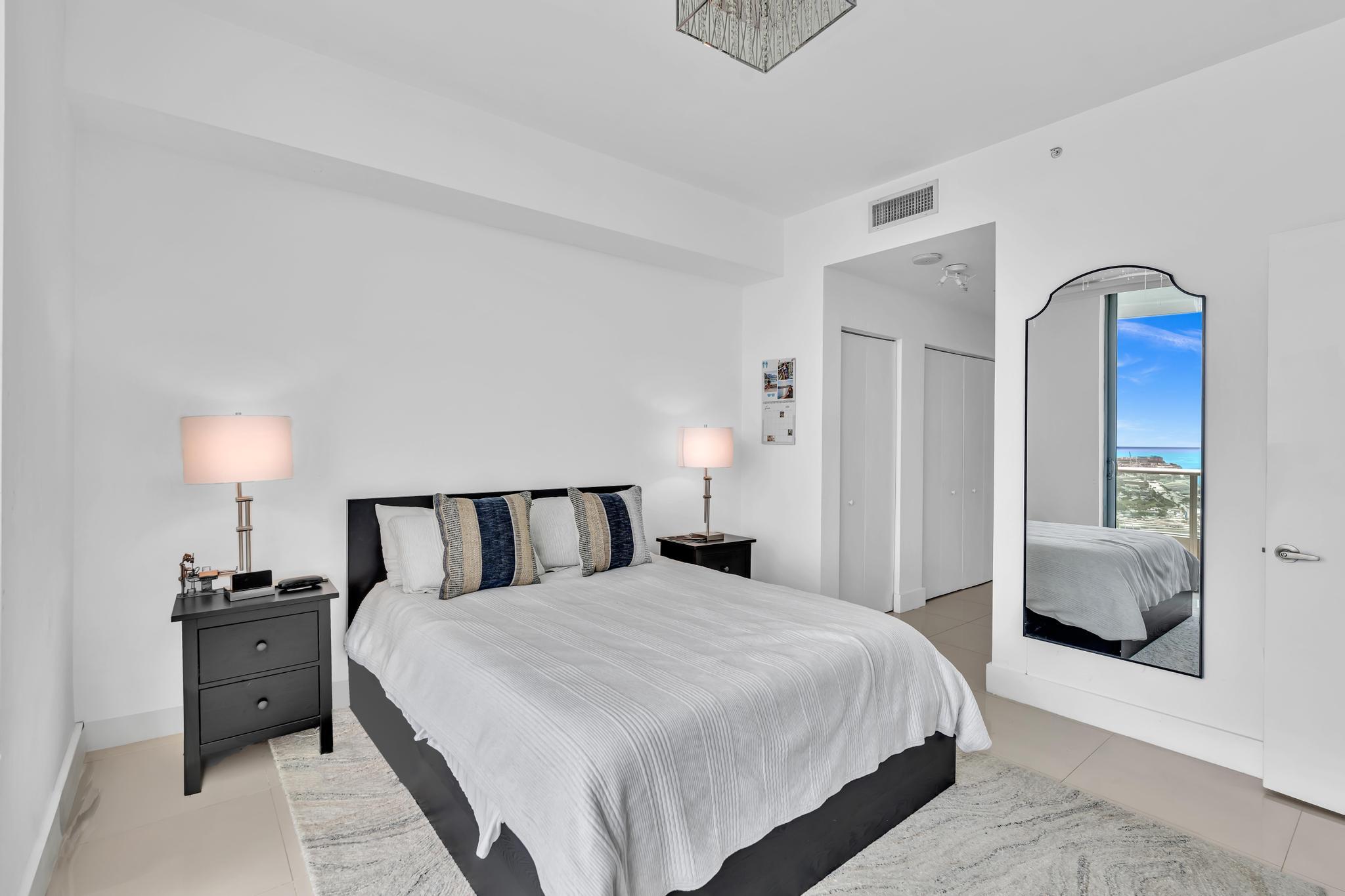 900 BISCAYNE BAY CONDO - Residential