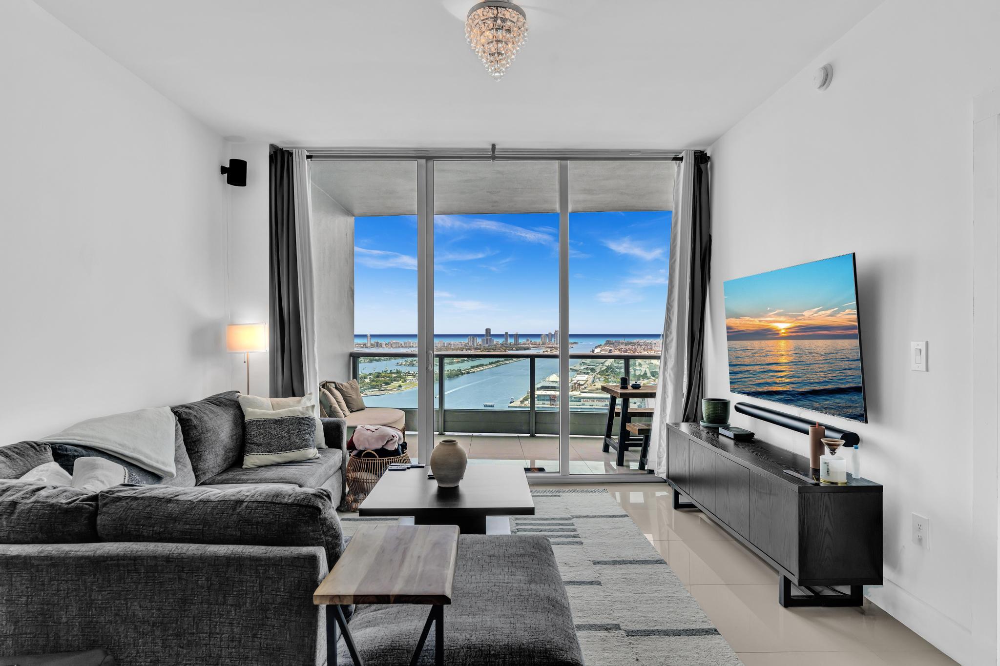 900 BISCAYNE BAY CONDO - Residential