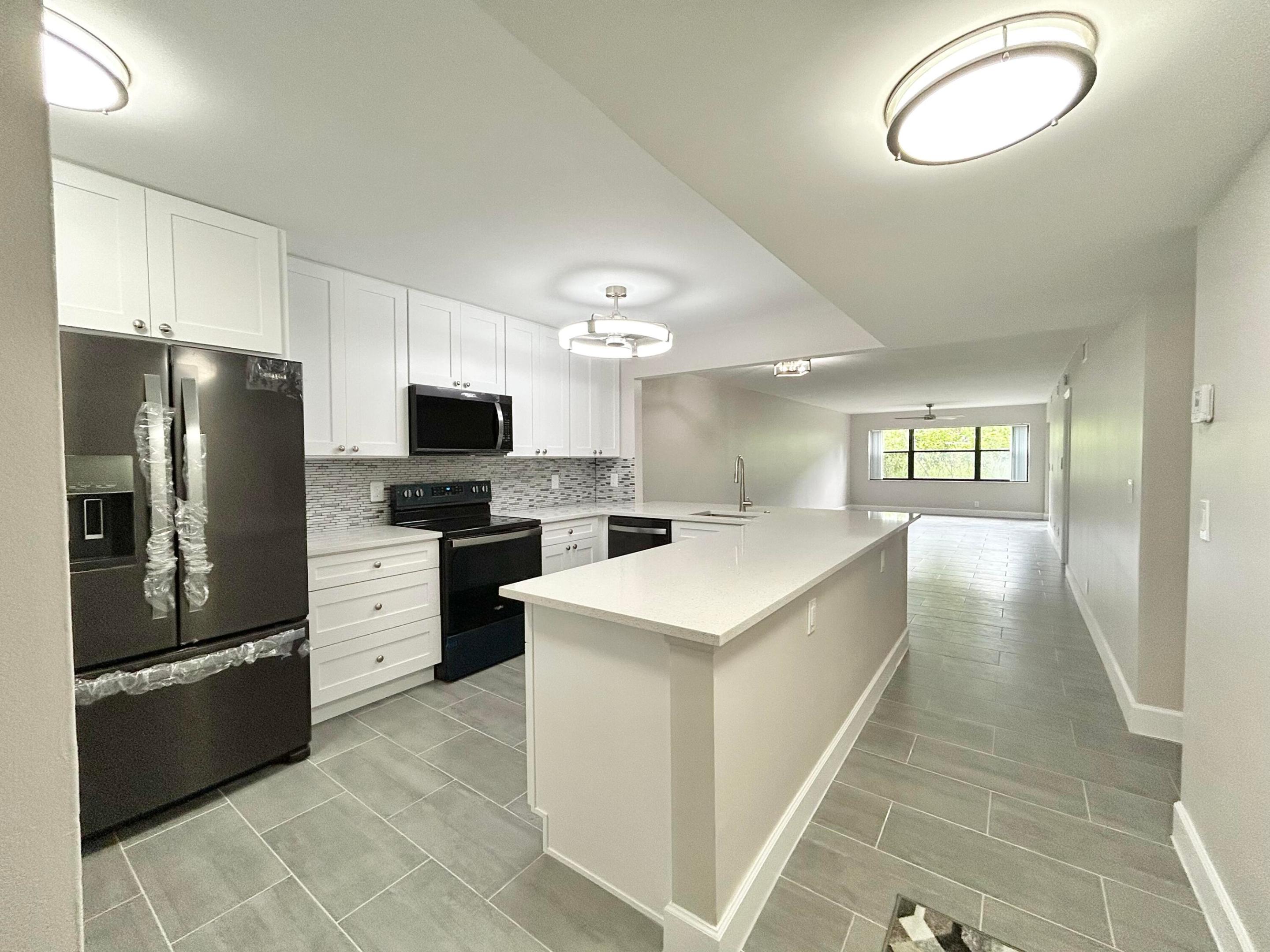 LUCERNE POINTE ONE,TWO,THREE FOUR,SEVEN,EIGHT,NINE - Residential