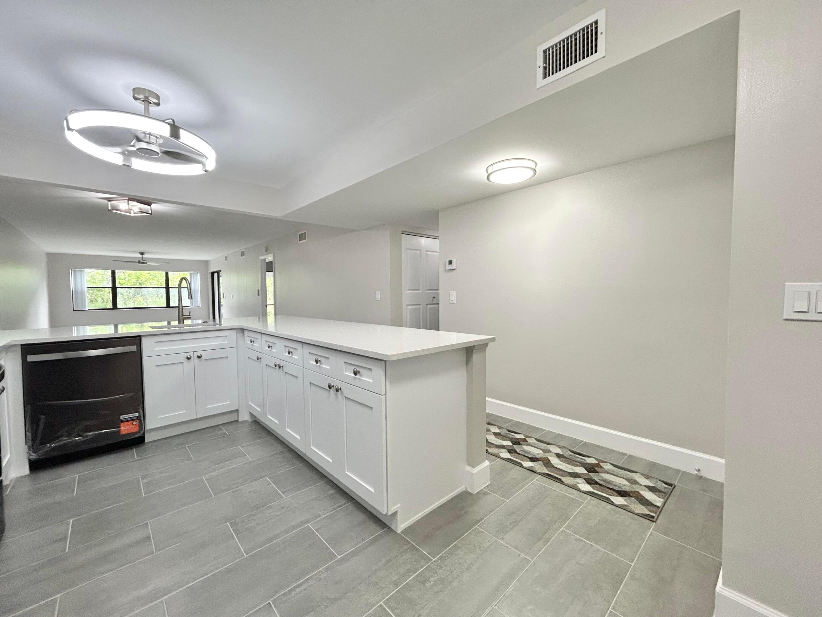 LUCERNE POINTE ONE,TWO,THREE FOUR,SEVEN,EIGHT,NINE - Residential