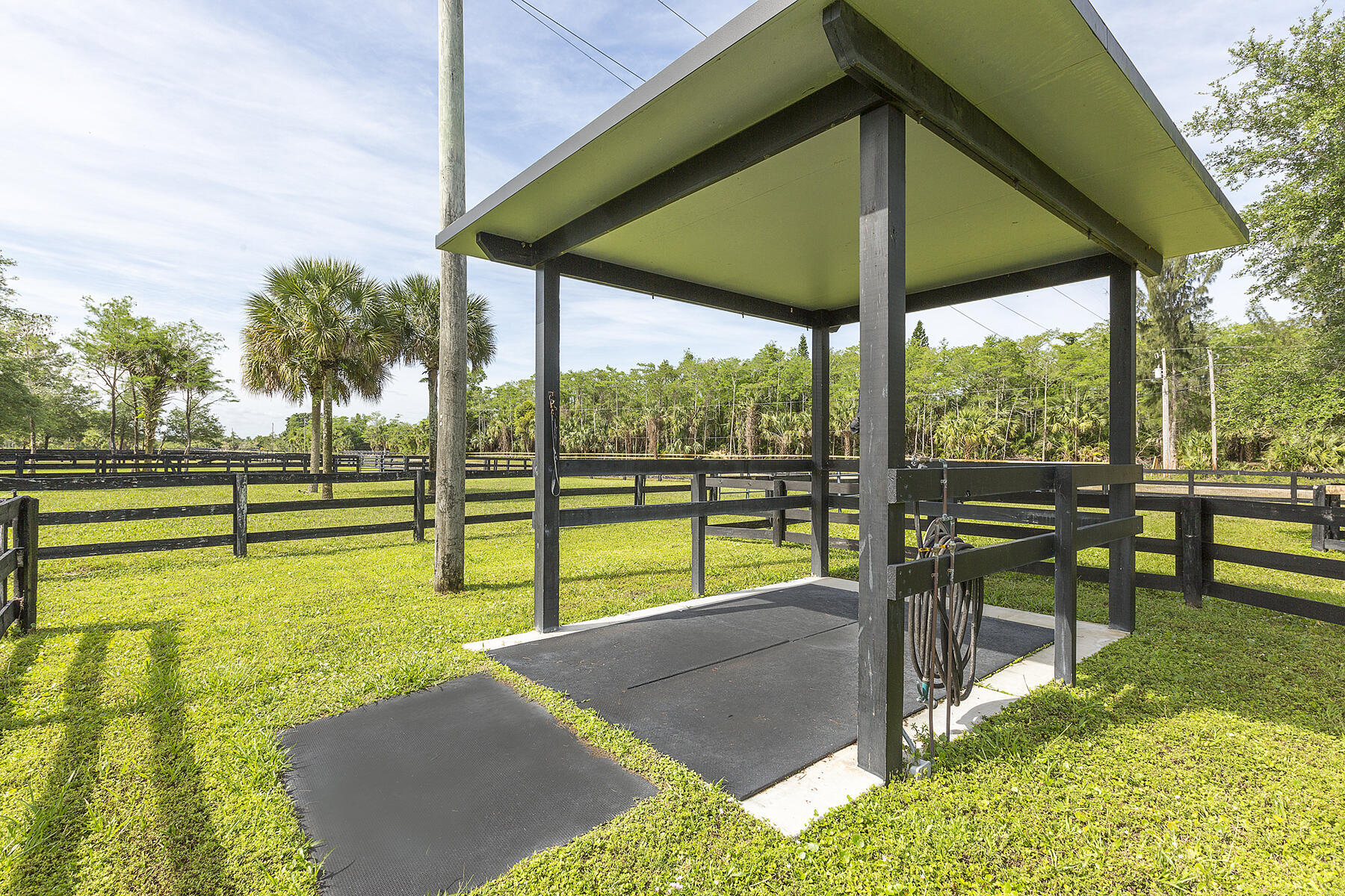 DEER RUN - Residential