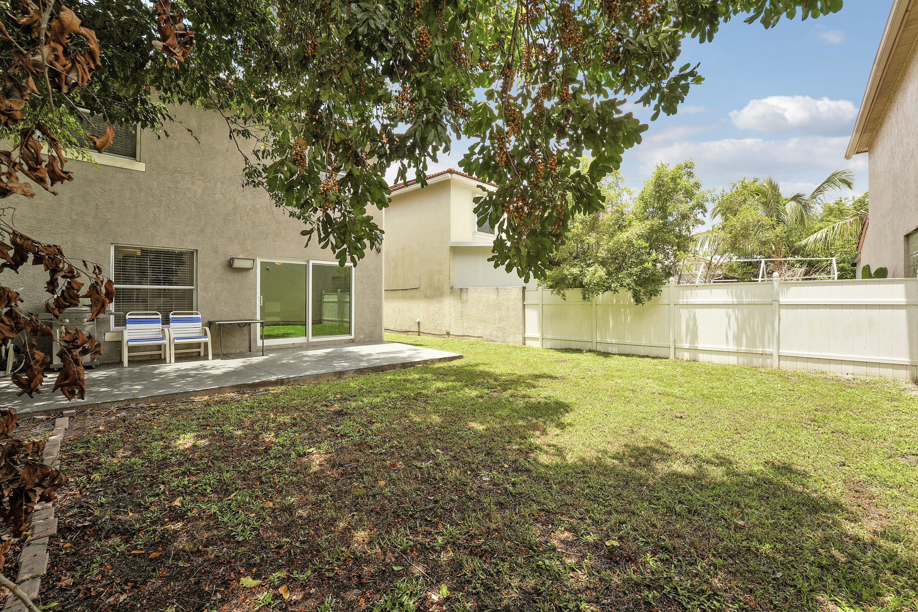 PRINCETON PLACE AT GABLES END - Residential