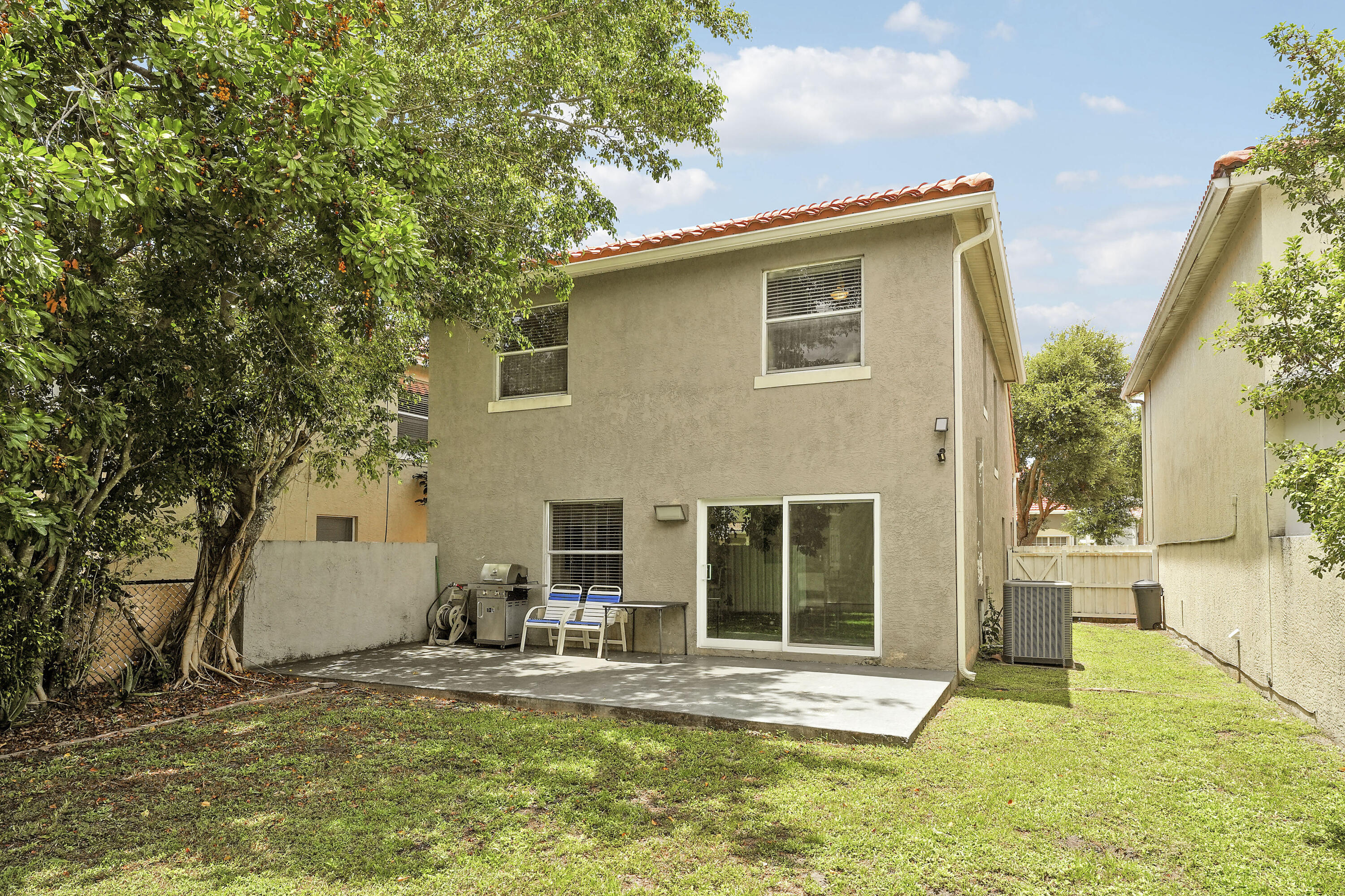 PRINCETON PLACE AT GABLES END - Residential