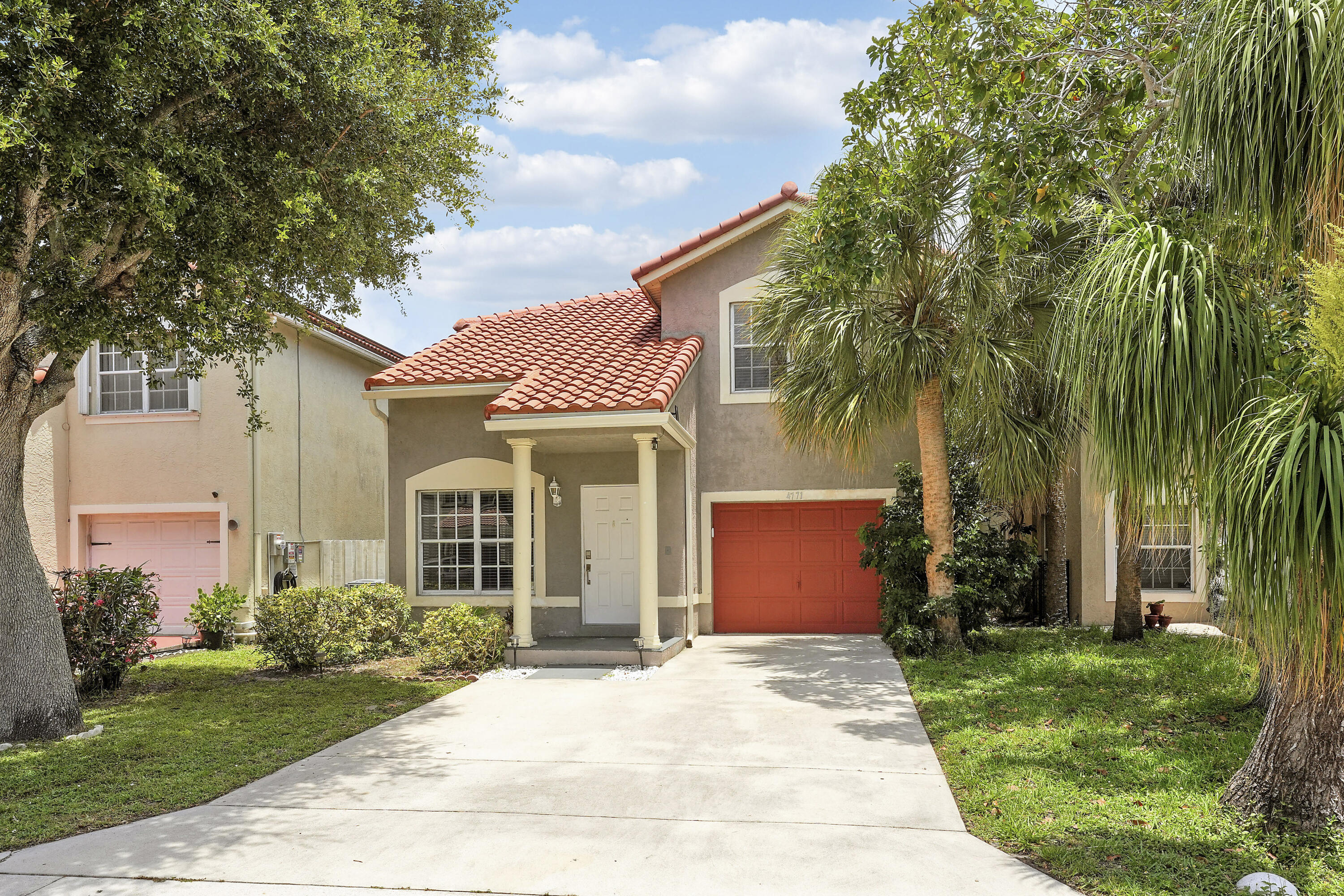 PRINCETON PLACE AT GABLES END - Residential