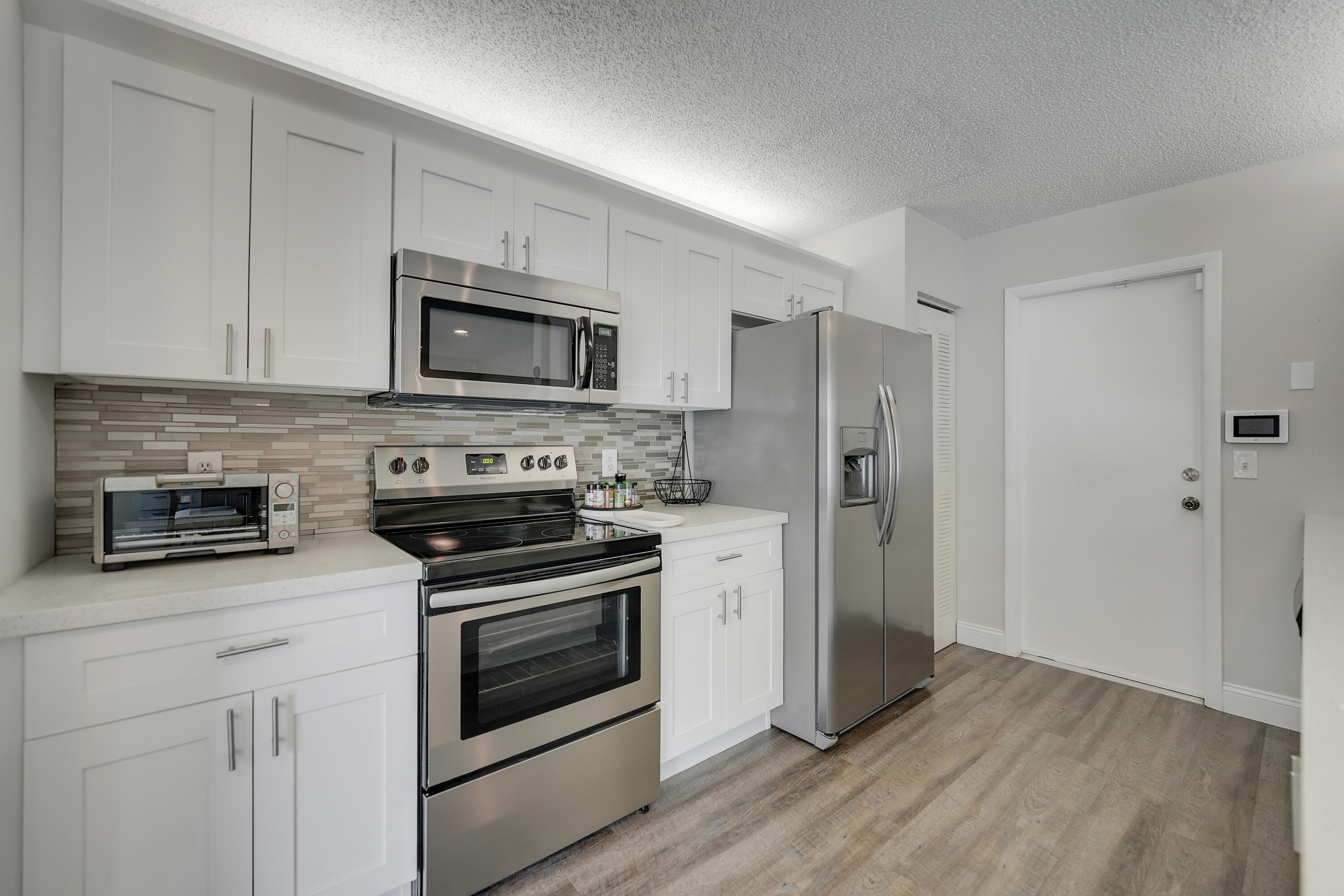 PRINCETON PLACE AT GABLES END - Residential