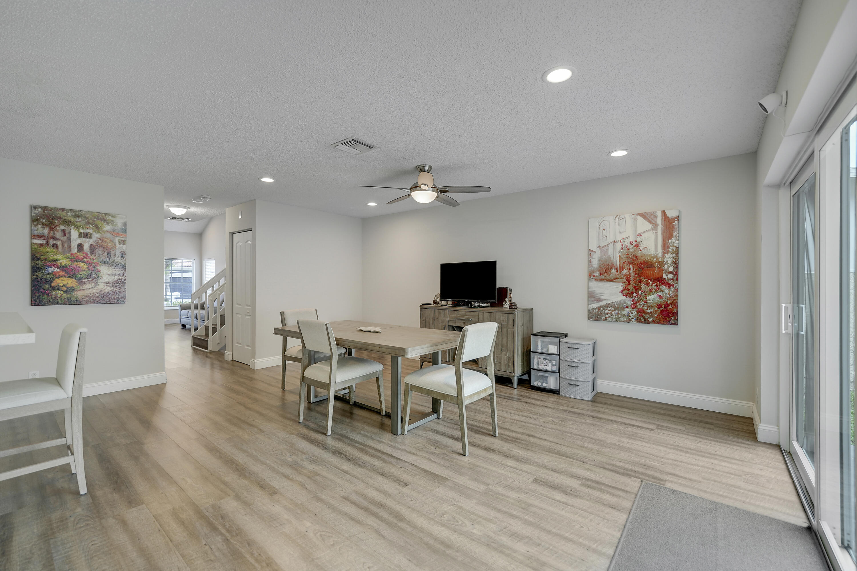 PRINCETON PLACE AT GABLES END - Residential