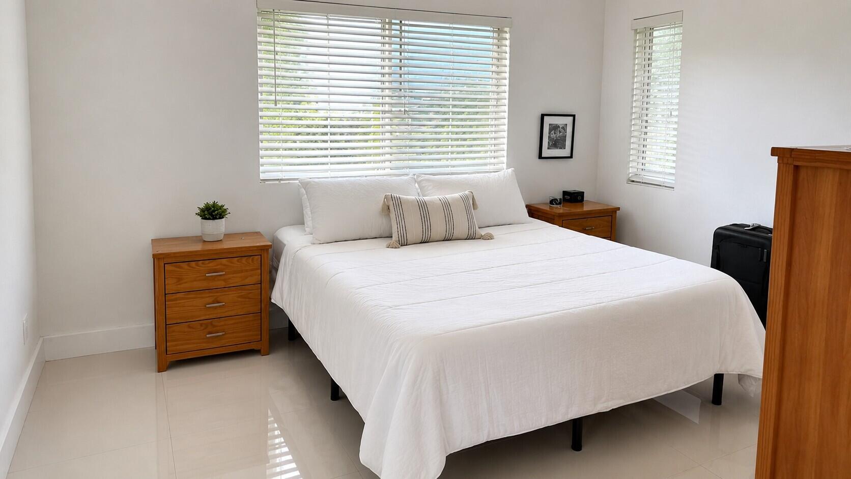ENCLAVE AT DORAL CONDO NO 1 - Residential Lease