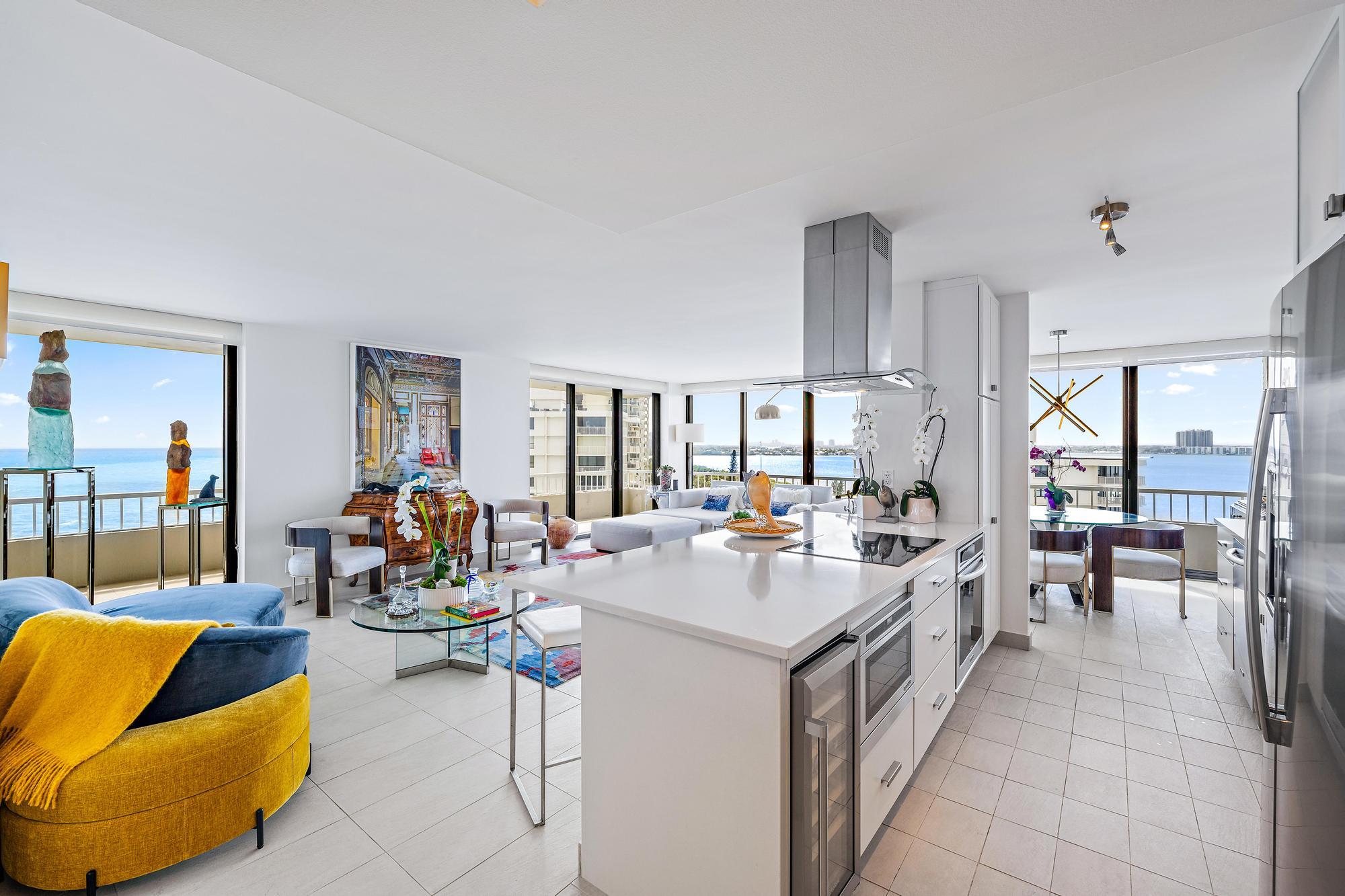 WATER GLADES 300 - Residential