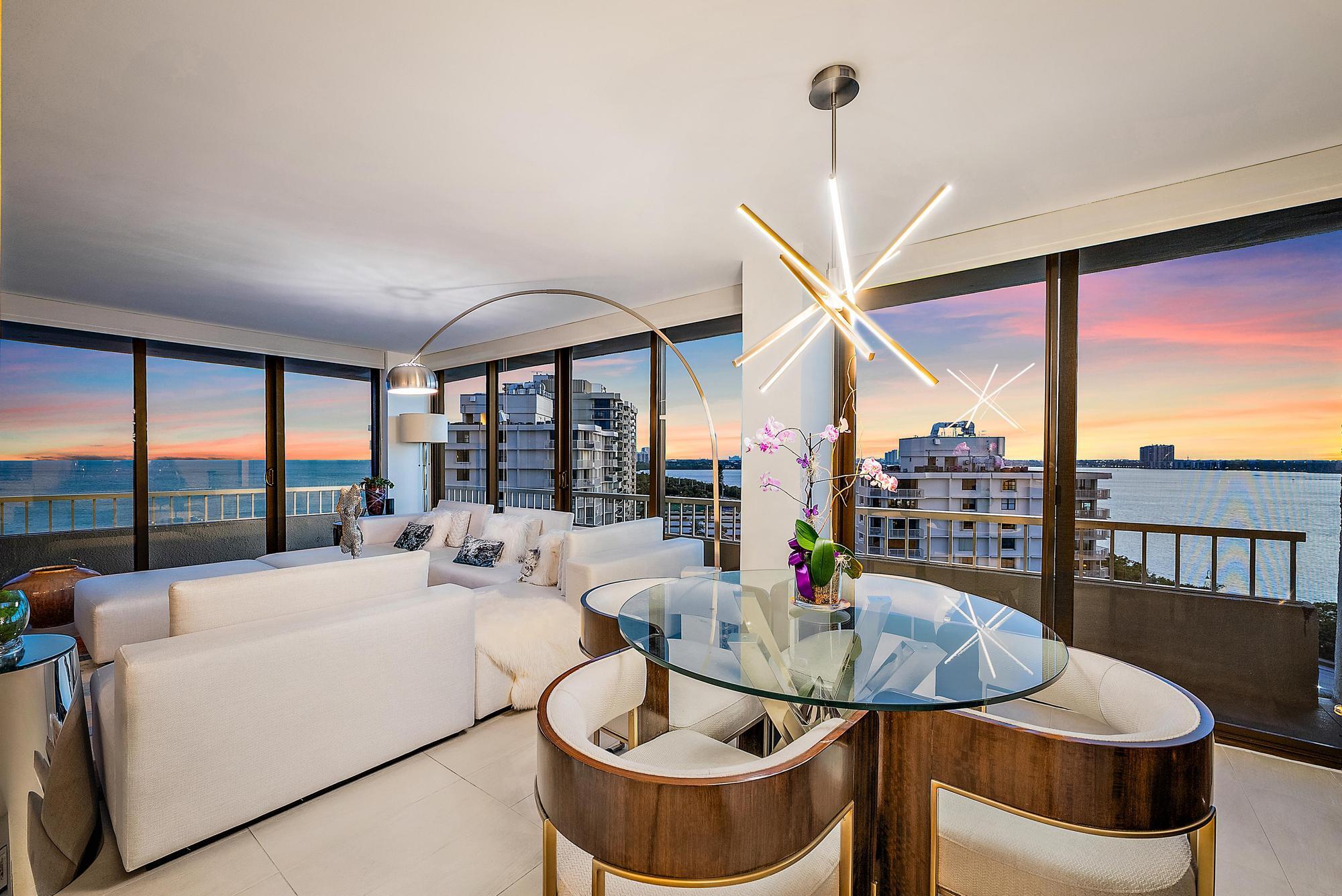 WATER GLADES 300 - Residential