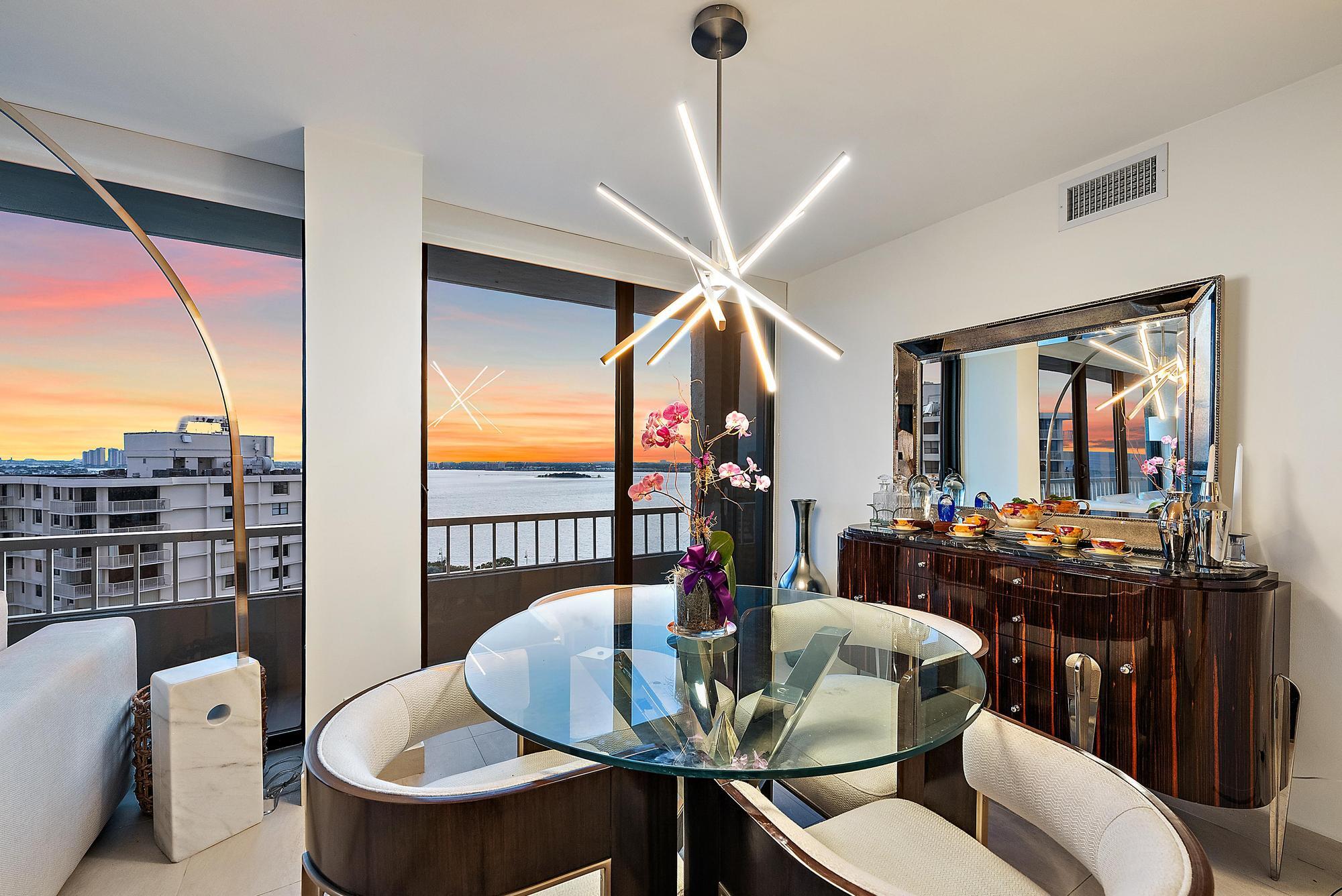 WATER GLADES 300 - Residential