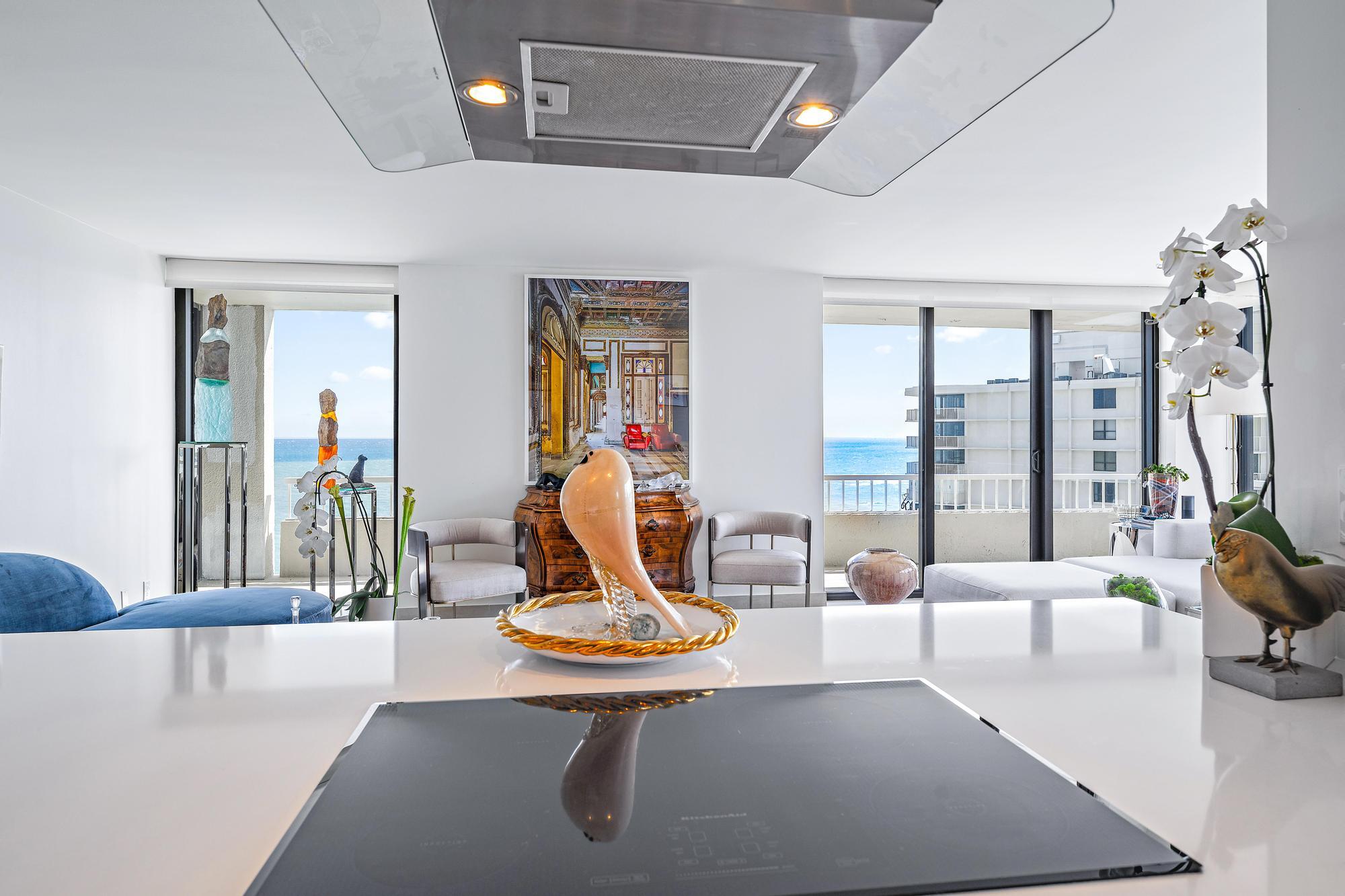 WATER GLADES 300 - Residential