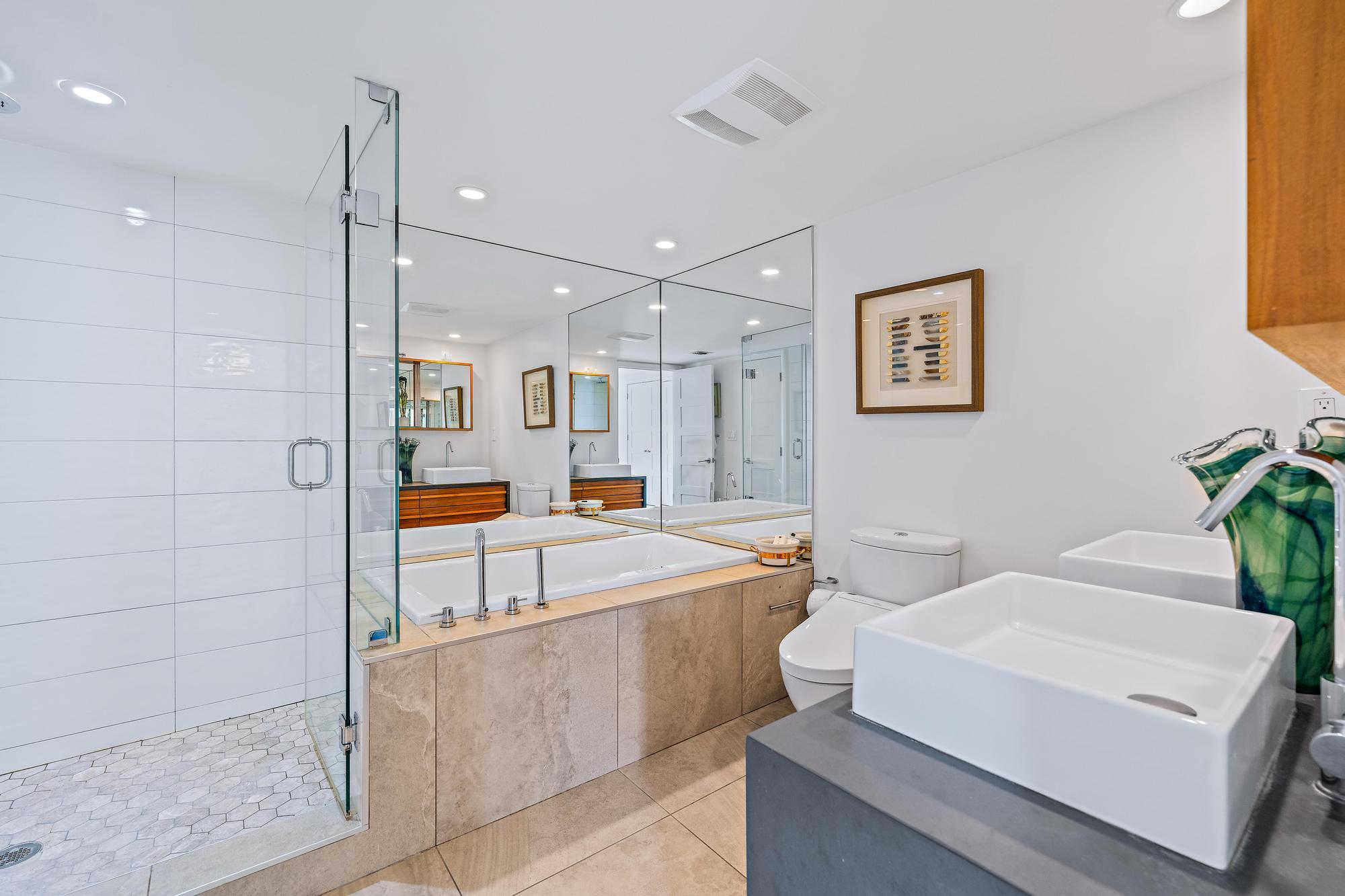 WATER GLADES 300 - Residential