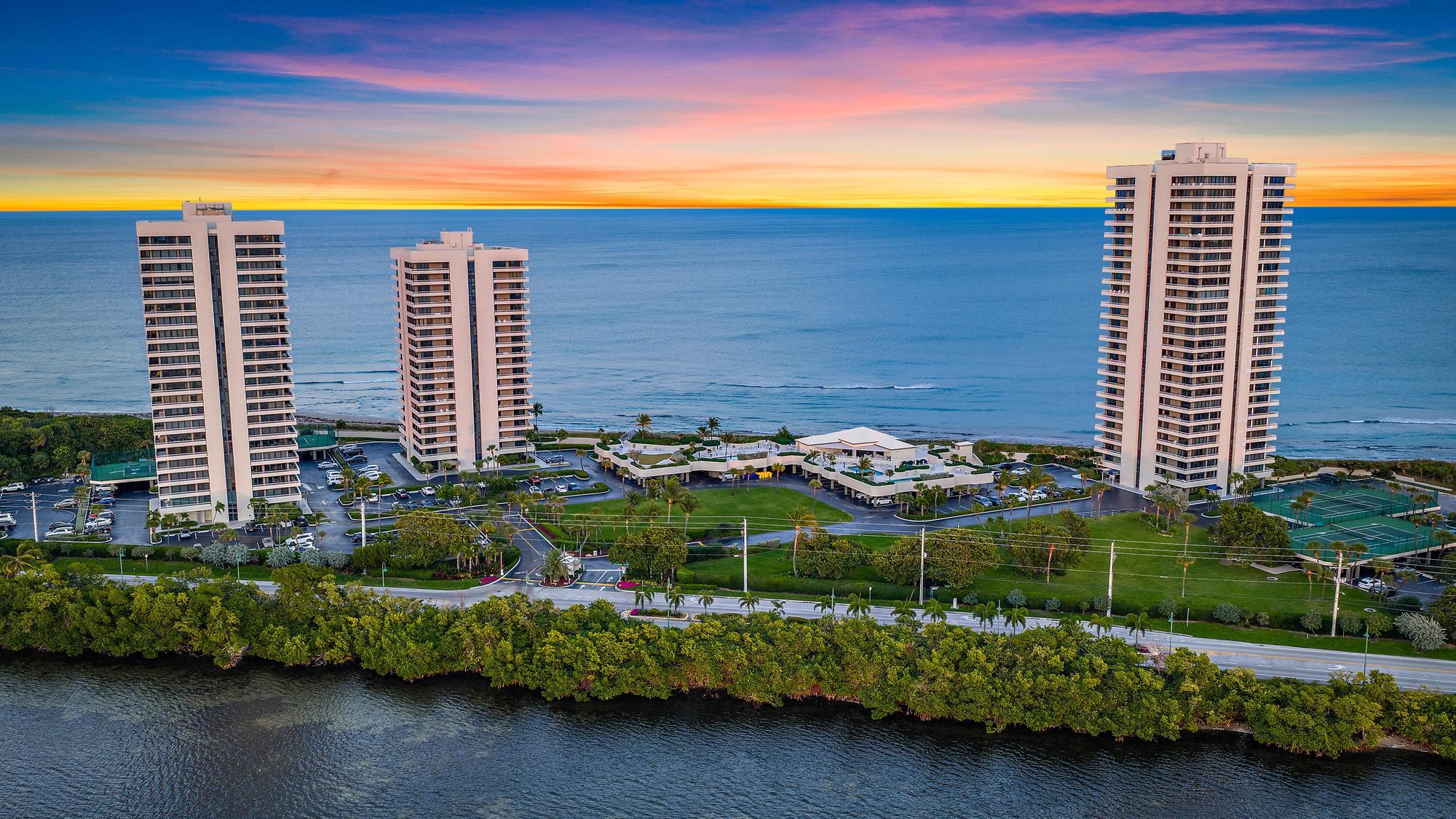 WATER GLADES 300 - Residential