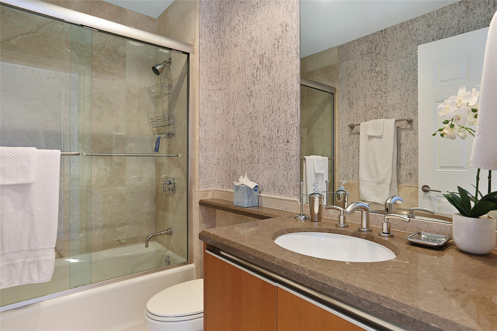 CASTILLO GRAND RESIDENCES CONDO - Residential