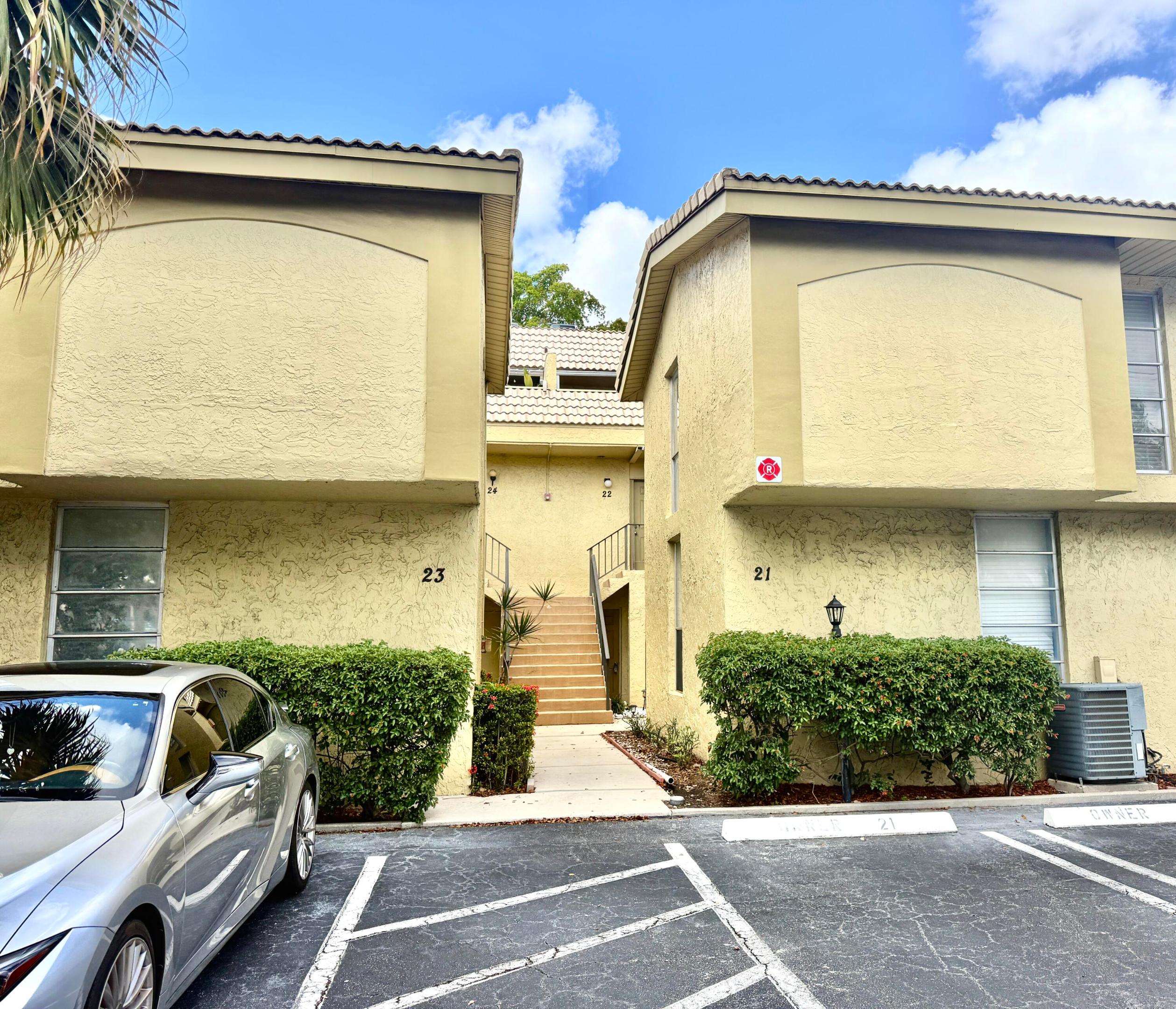 LAFAYETTE CONDO - Residential