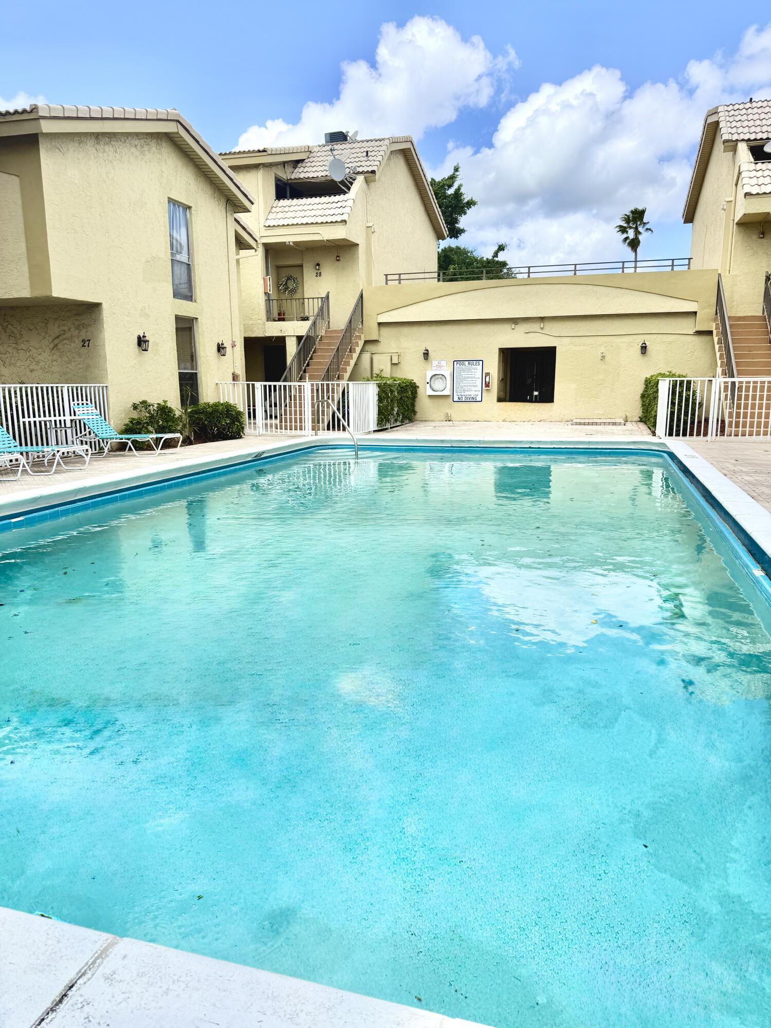 LAFAYETTE CONDO - Residential