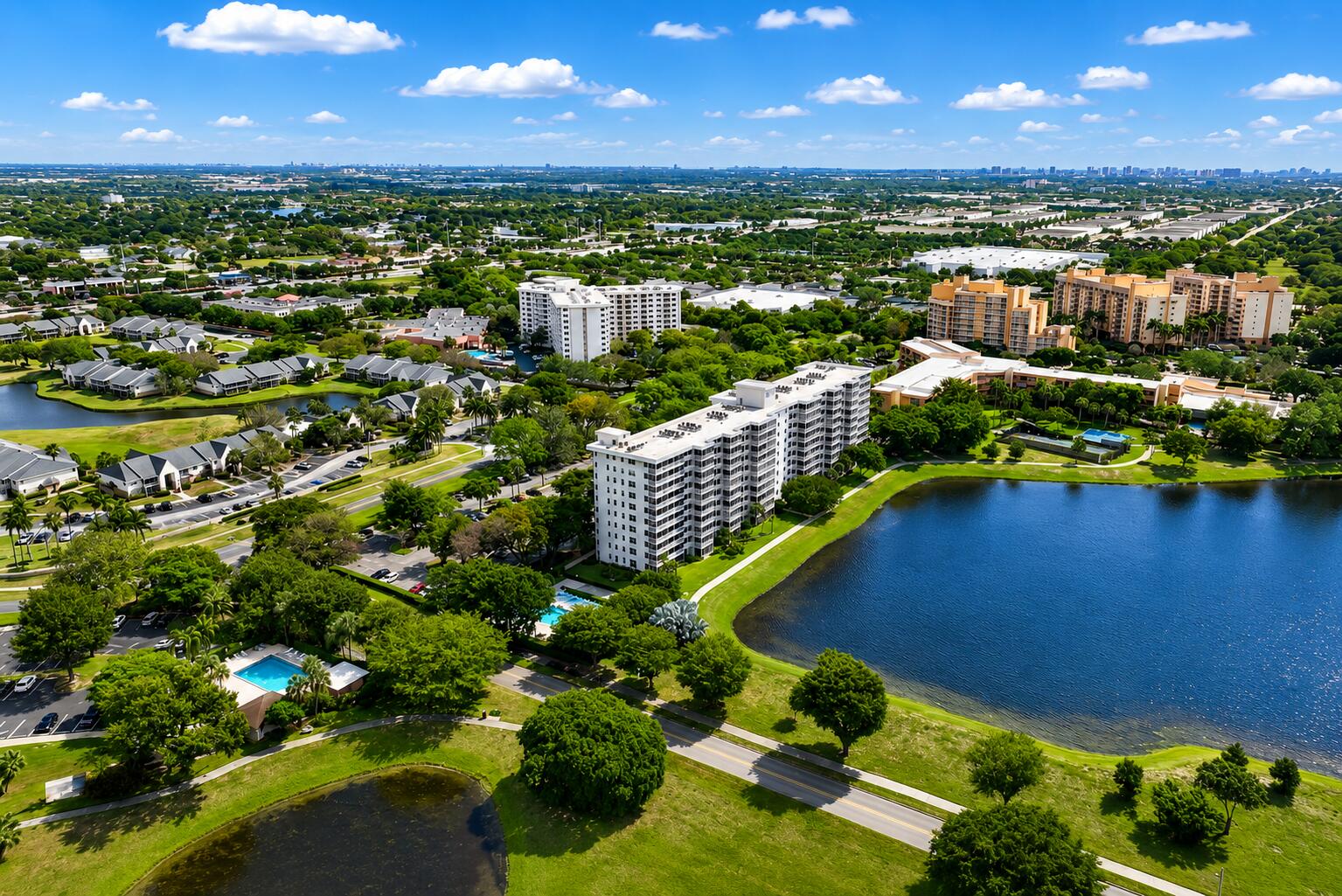 NO 53 PALM-AIRE COUNTRY CLUB - Residential Lease