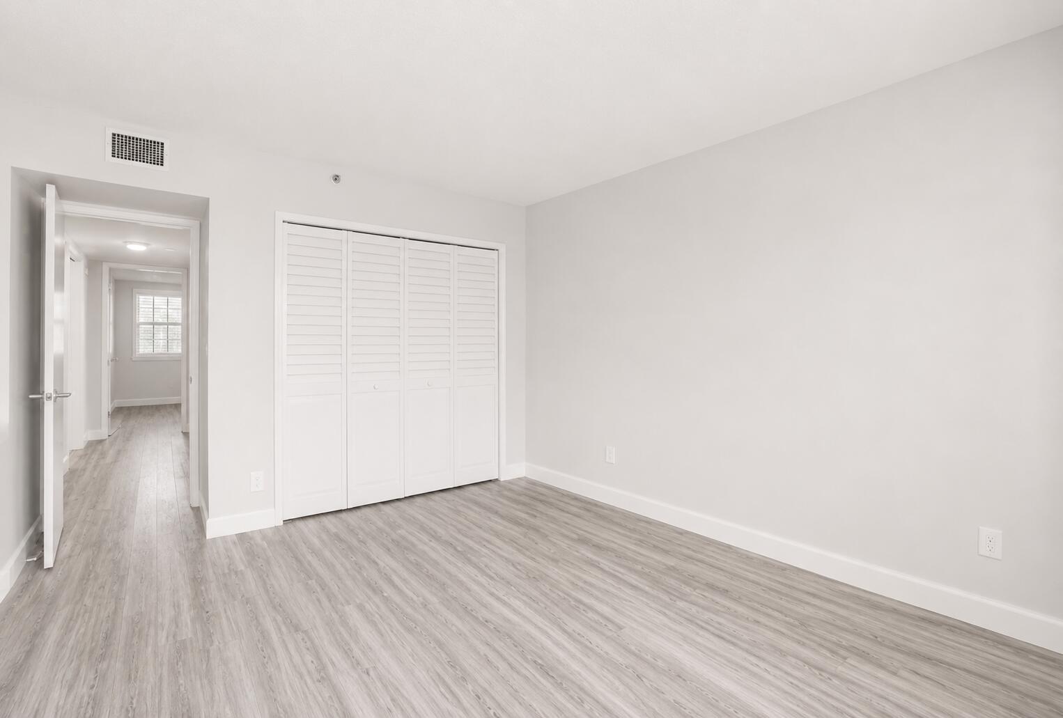 NO 53 PALM-AIRE COUNTRY CLUB - Residential Lease