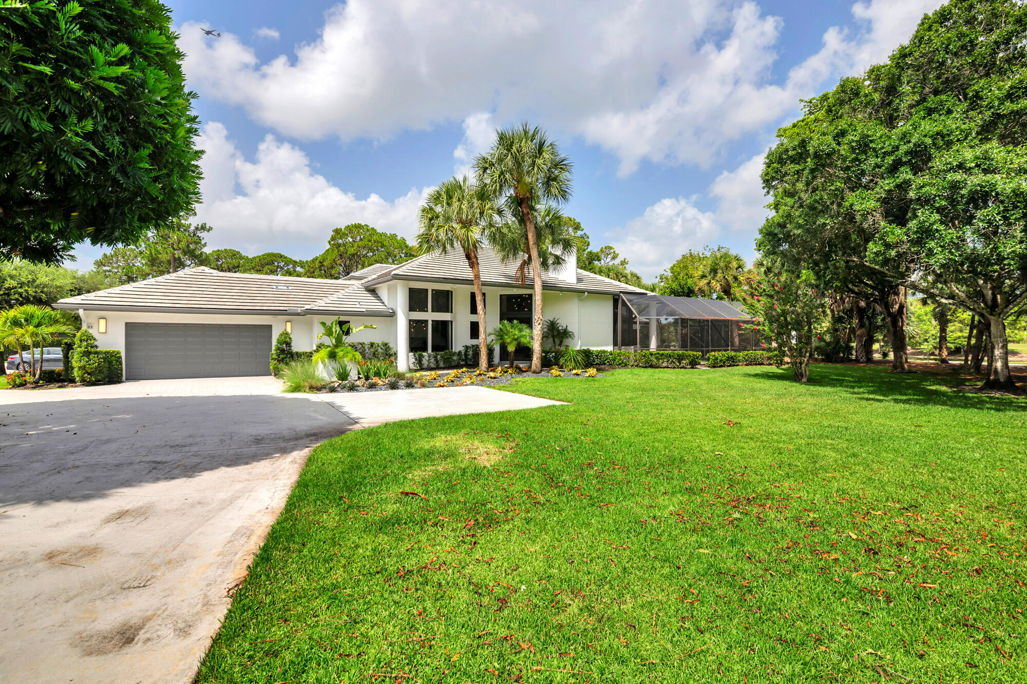 BREAKERS WEST - Residential