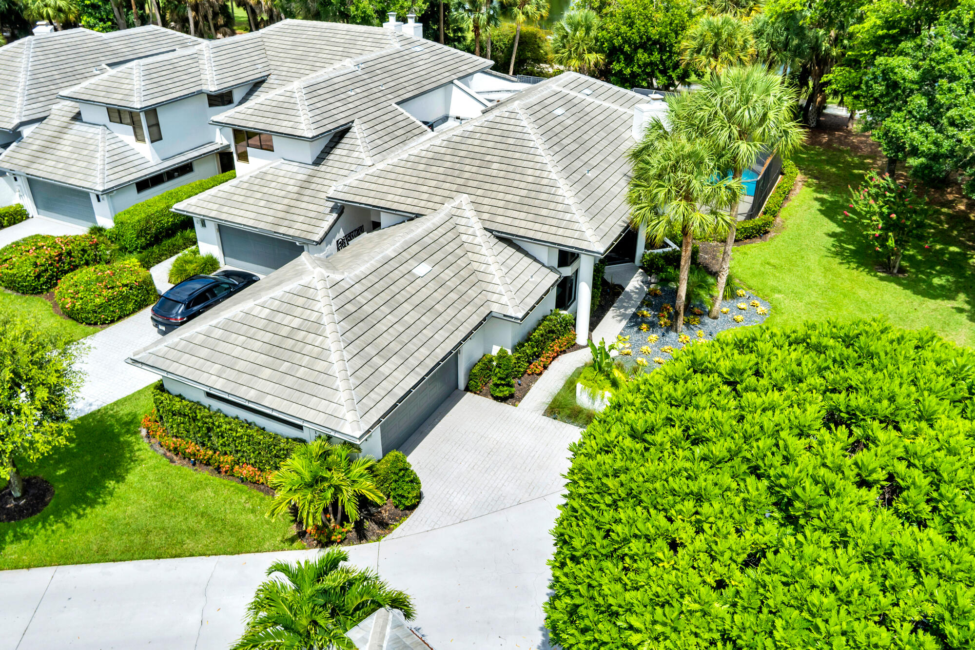 BREAKERS WEST - Residential