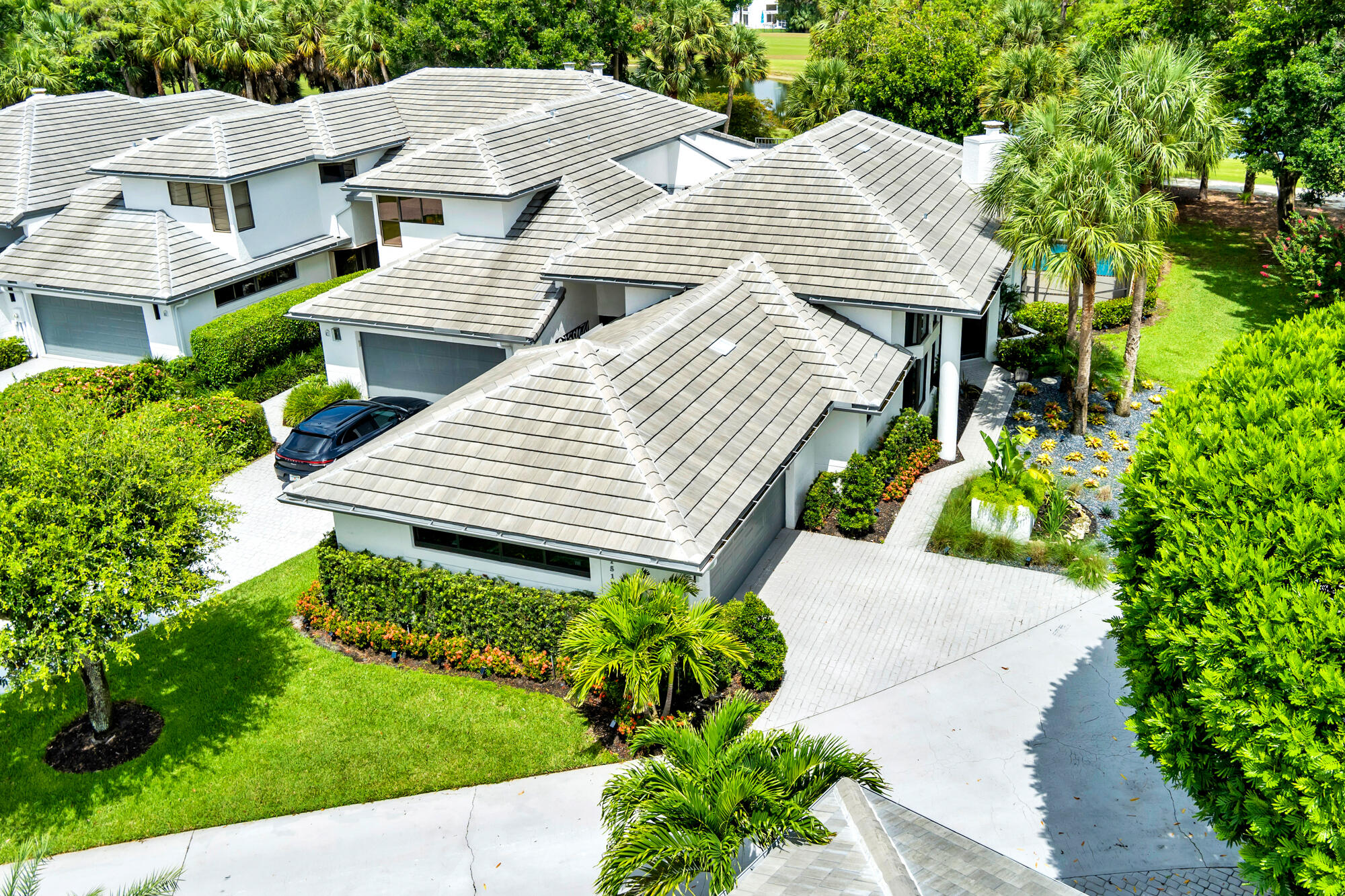 BREAKERS WEST - Residential