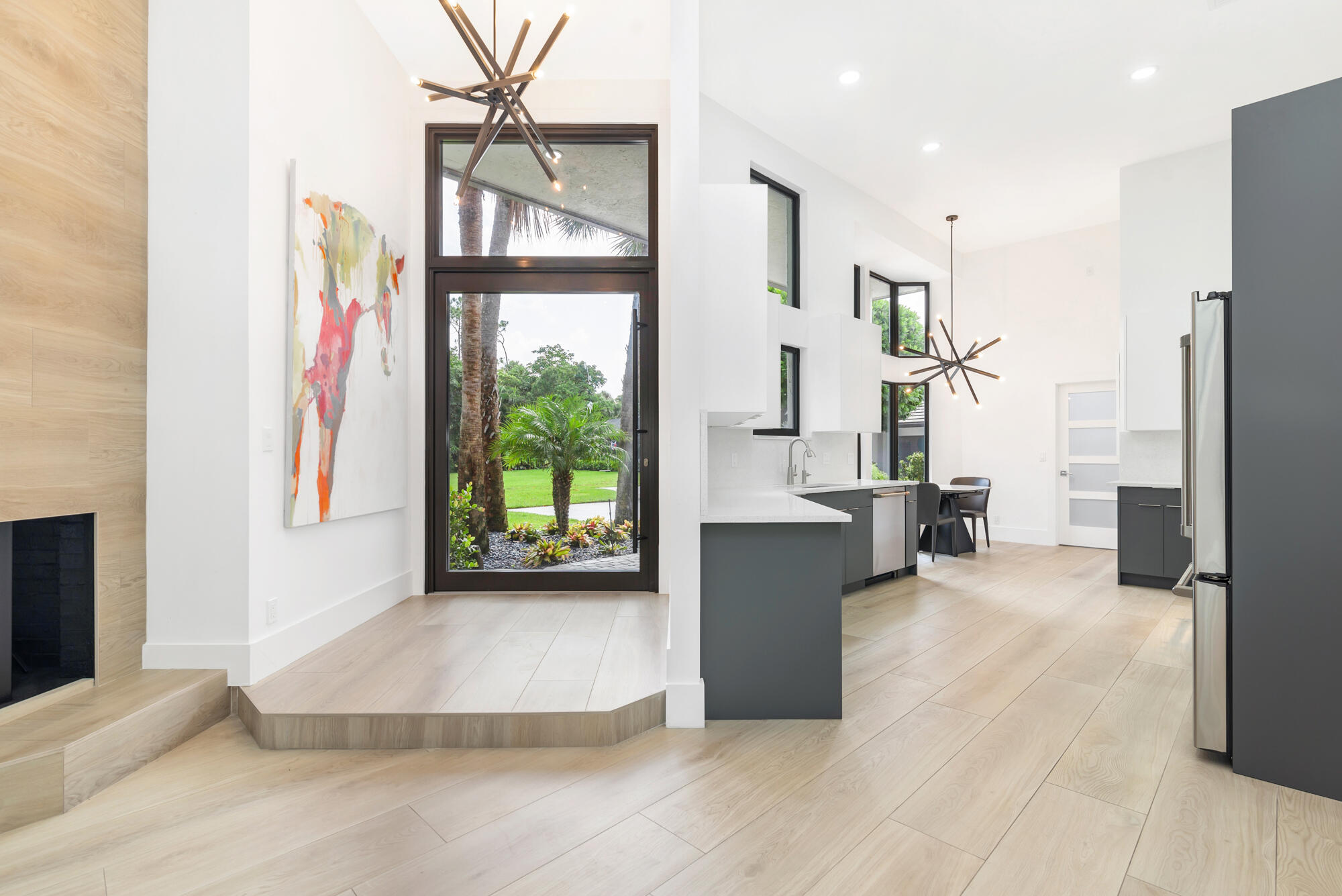 BREAKERS WEST - Residential