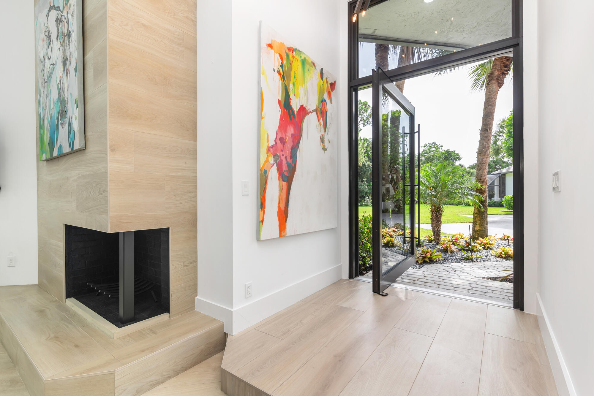BREAKERS WEST - Residential