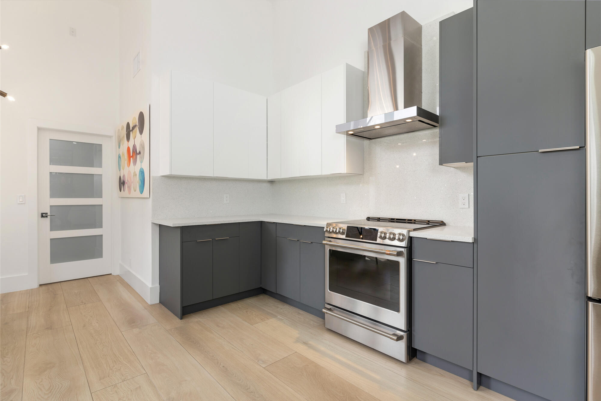 BREAKERS WEST - Residential