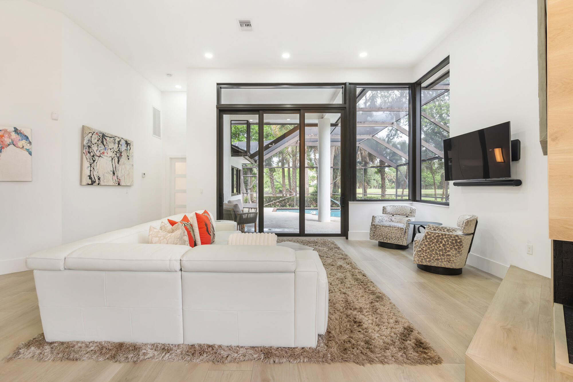 BREAKERS WEST - Residential