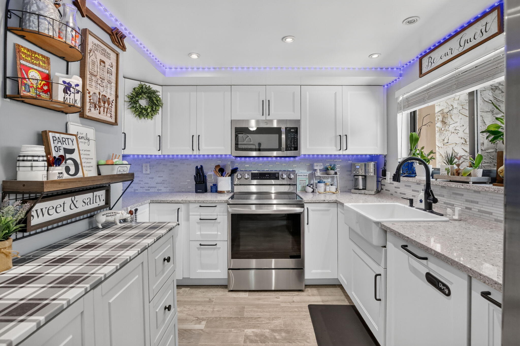 WIMBLEDON AT JACARANDA CONDO - Residential