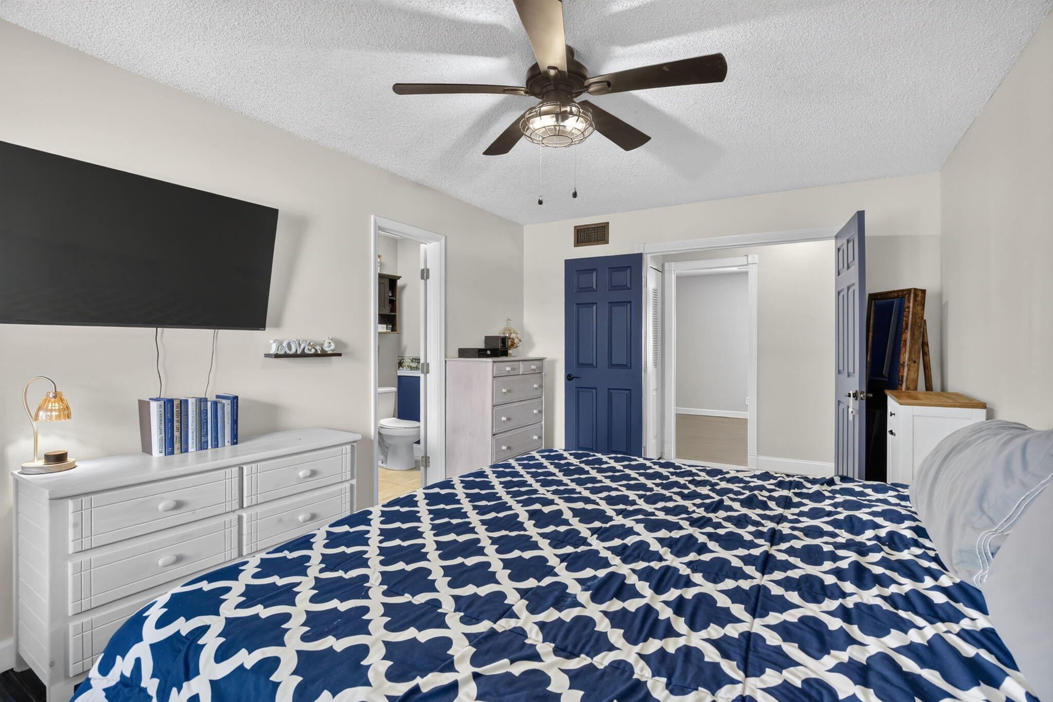 WIMBLEDON AT JACARANDA CONDO - Residential