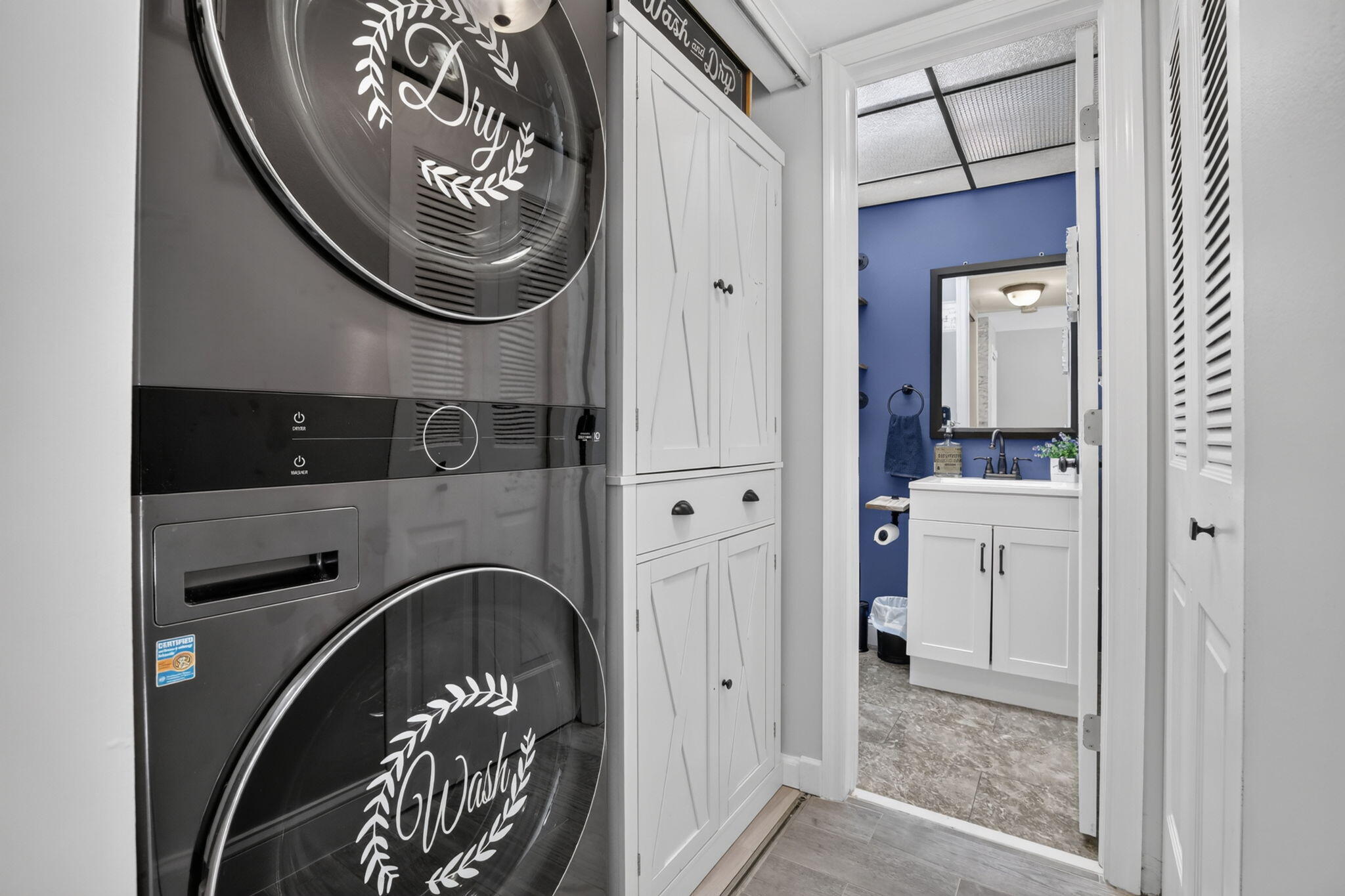 WIMBLEDON AT JACARANDA CONDO - Residential