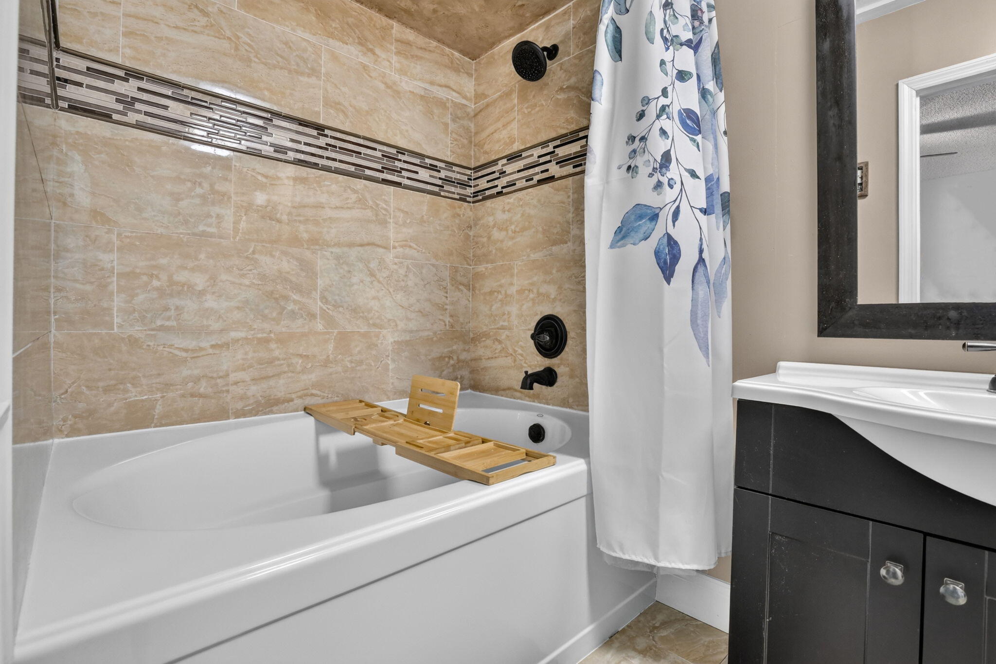 WIMBLEDON AT JACARANDA CONDO - Residential