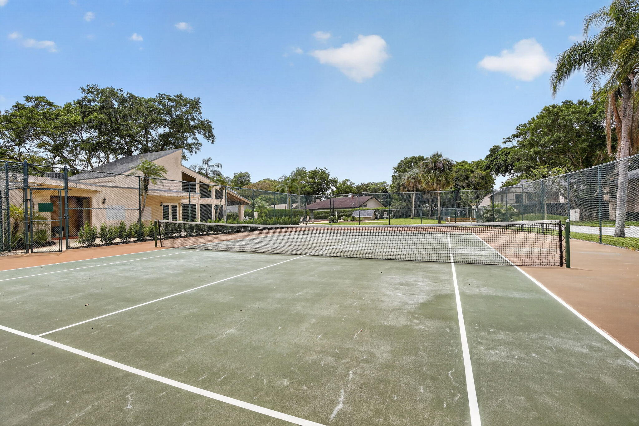 WIMBLEDON AT JACARANDA CONDO - Residential