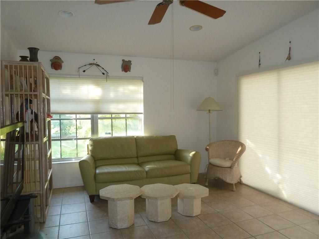 Las Verdes - Residential