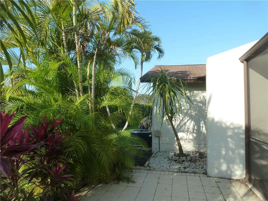 Las Verdes - Residential