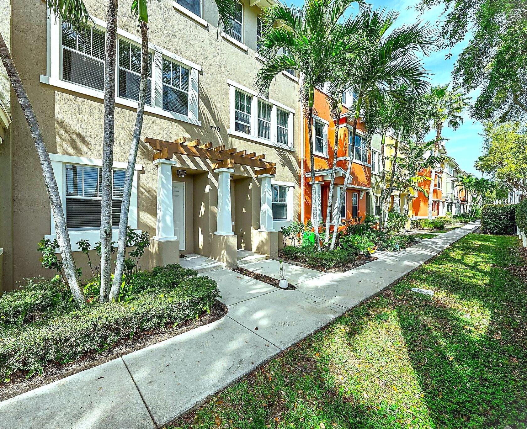 CITYSIDE CONDO - Residential Lease