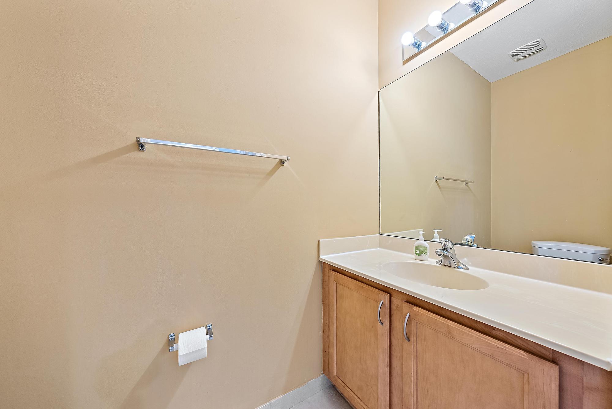 CITYSIDE CONDO - Residential Lease