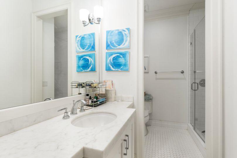 ROYAL PALM YACHT & COUNTRY CLUB - Residential