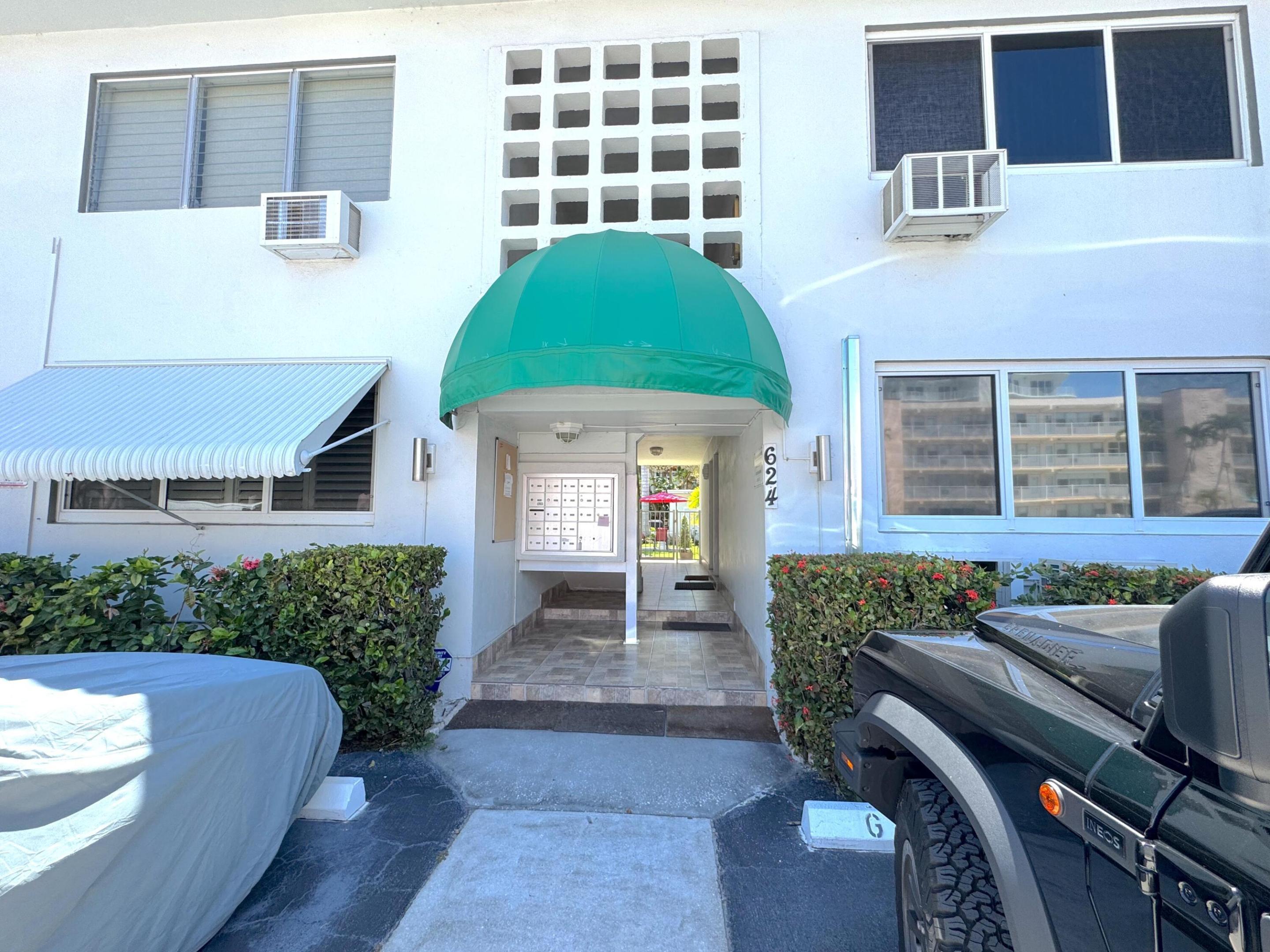 BEACHSIDE APTS CO-OP - Residential